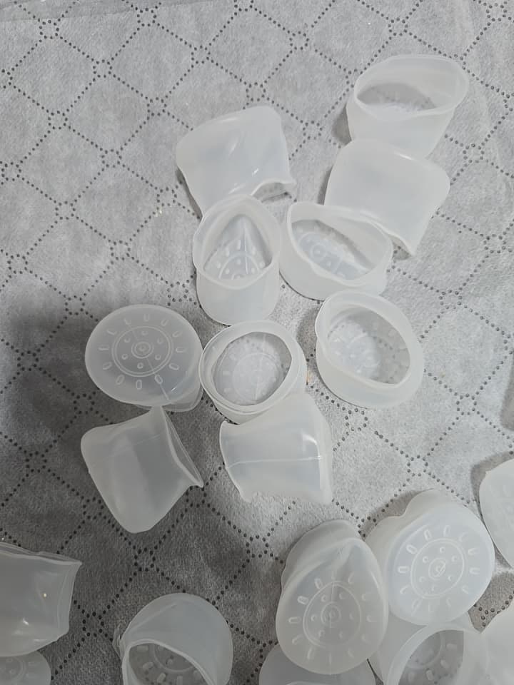 12 Pack Silicone Furniture Leg Caps Floor Protectors Anti-Slip Covers NIB - Thumbnail 8
