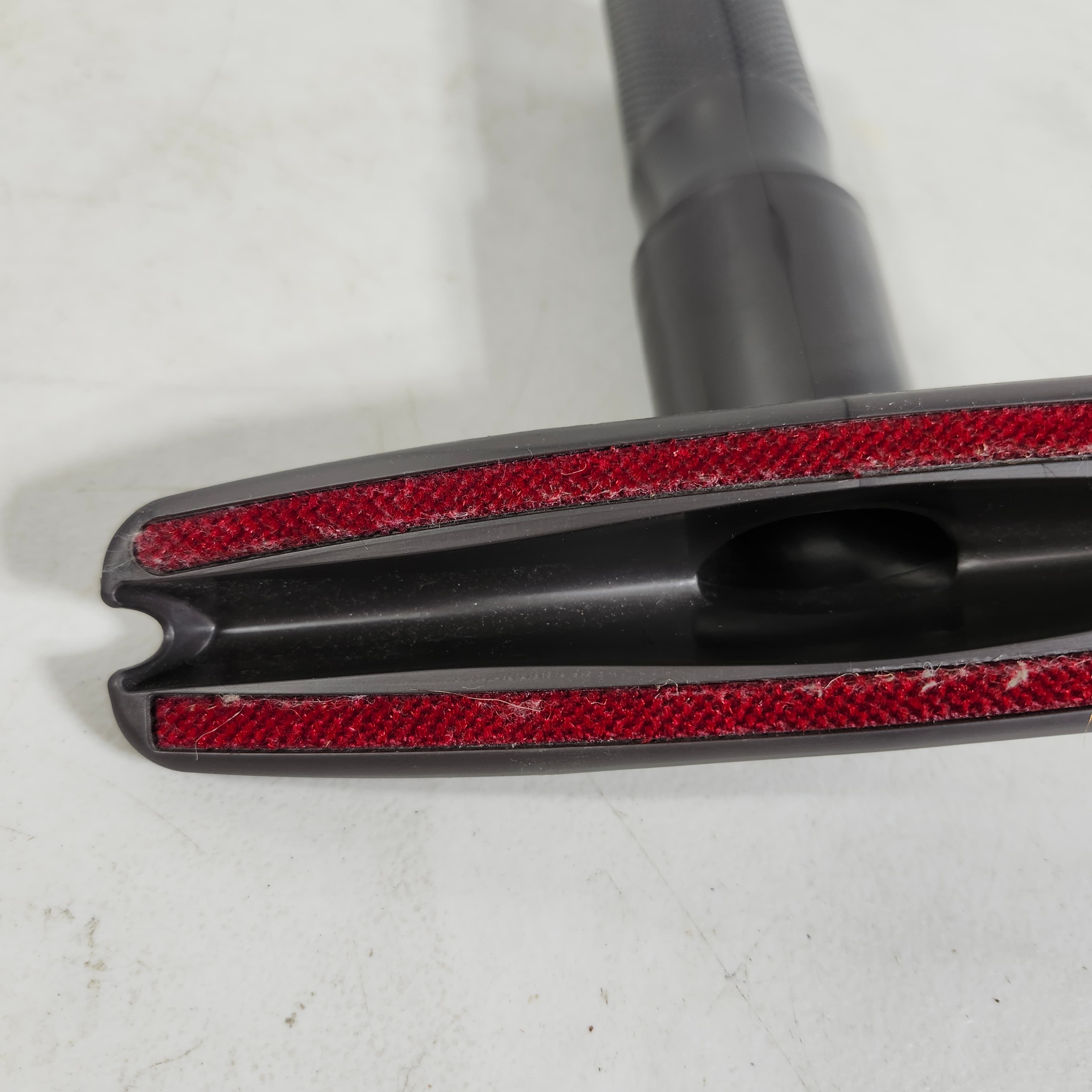 Shark Vacuum Pet Hair Upholstery Tool Attachment - Thumbnail 5
