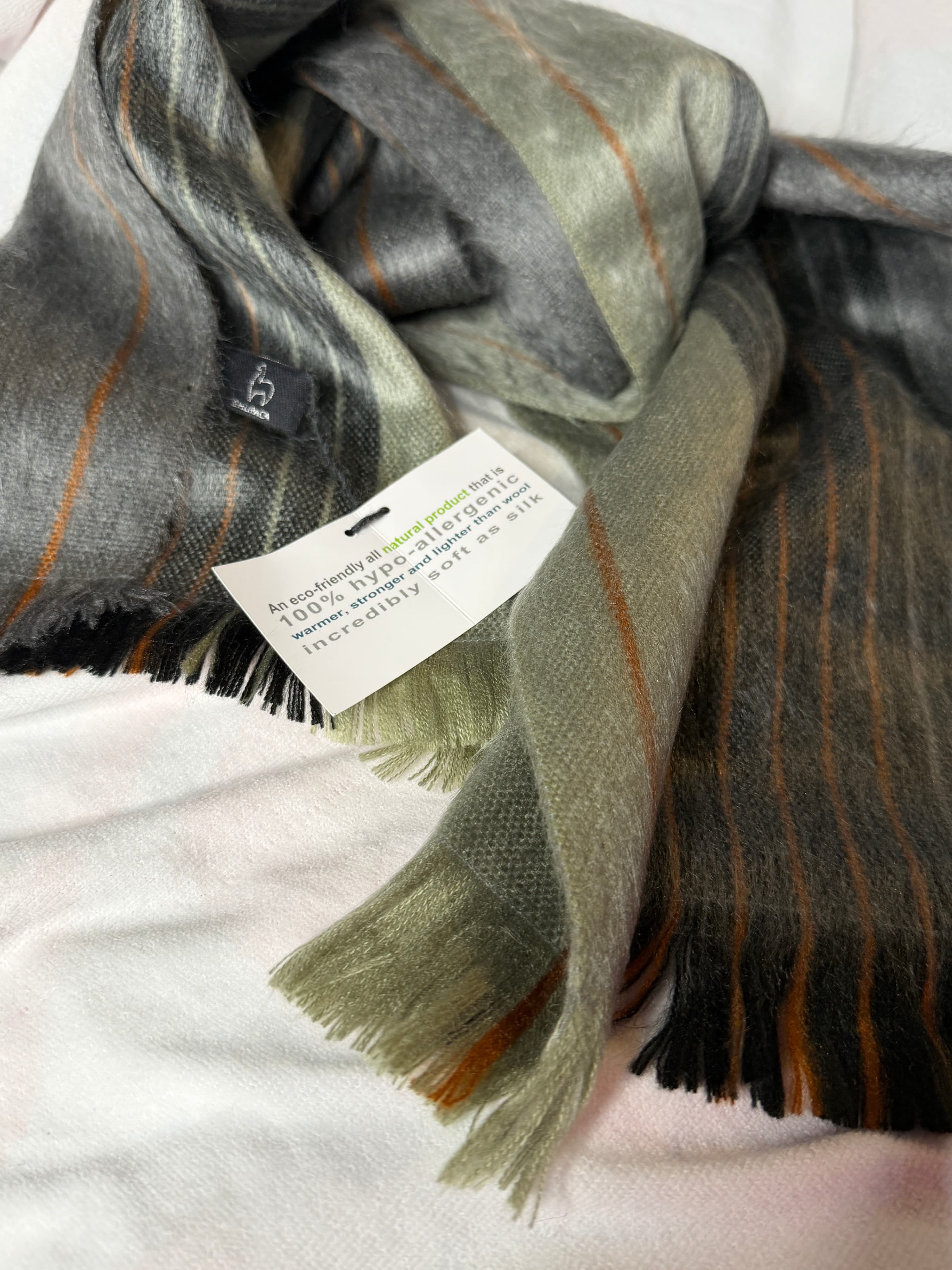 Shupaca Alpaca Wool Blend Scarf — Hypoallergenic & Eco‑Friendly - Thumbnail 2