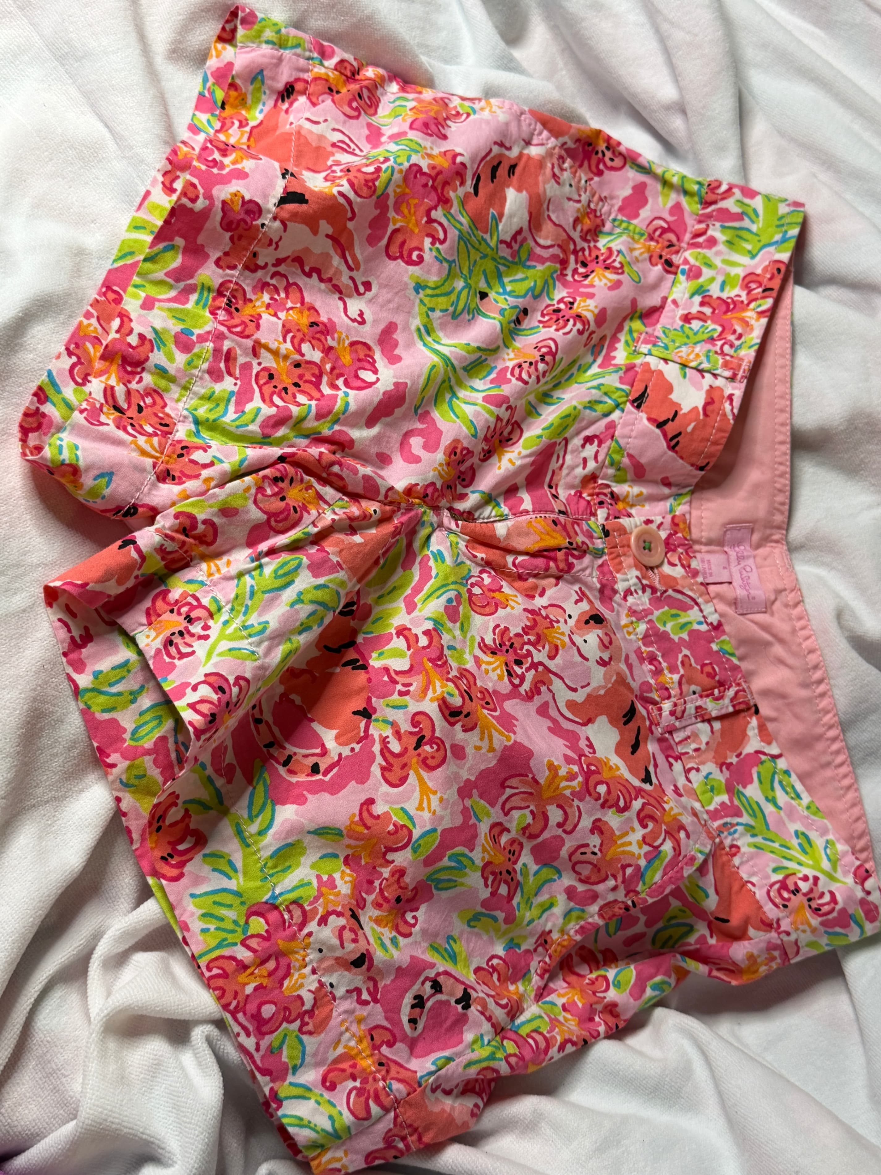 Lilly Pulitzer “Tigers in the Wild” Cotton Shorts — Size 4