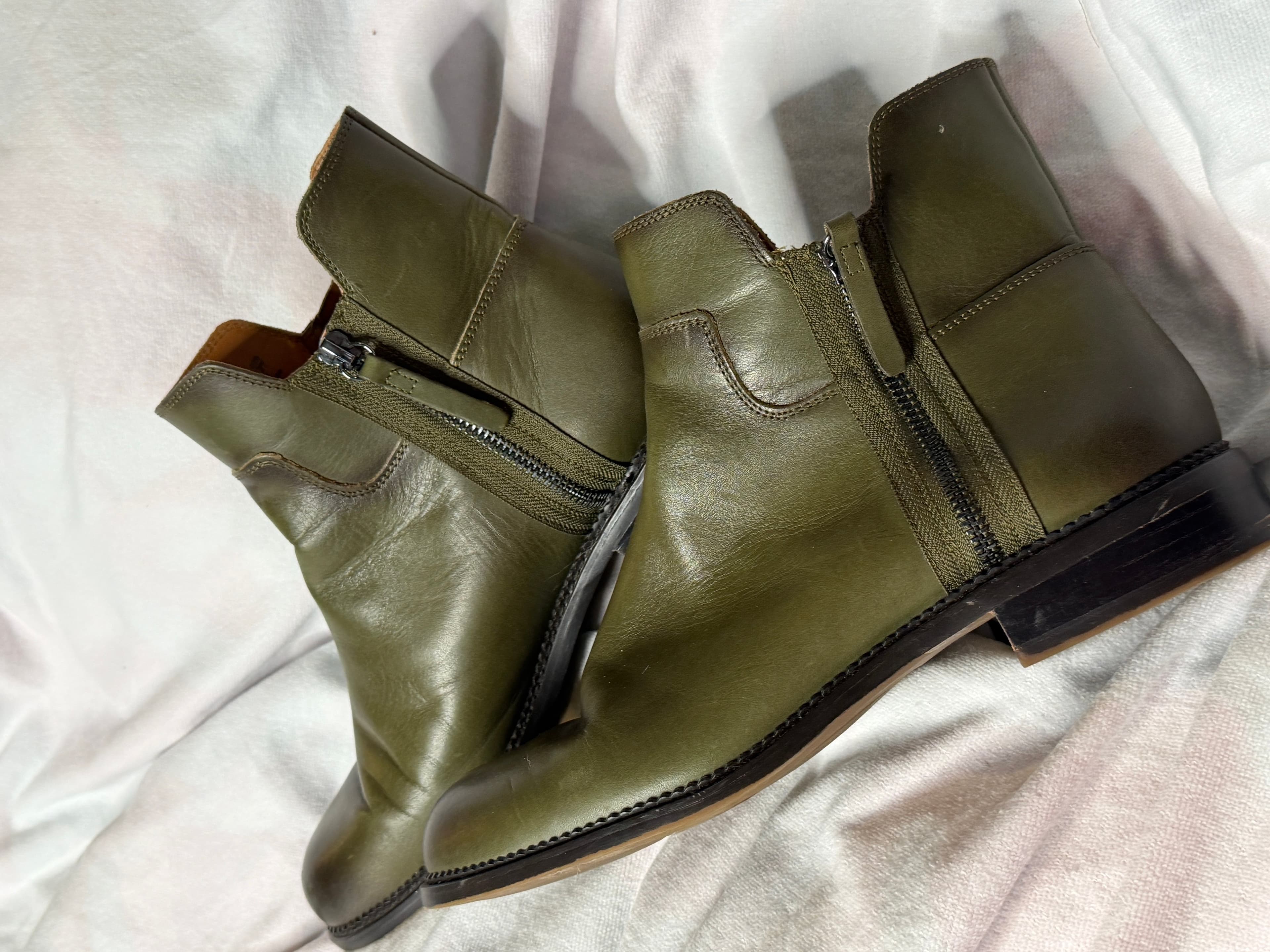 Franco Sarto Halford Olive Leather Ankle Boots Size 11 - Thumbnail 3