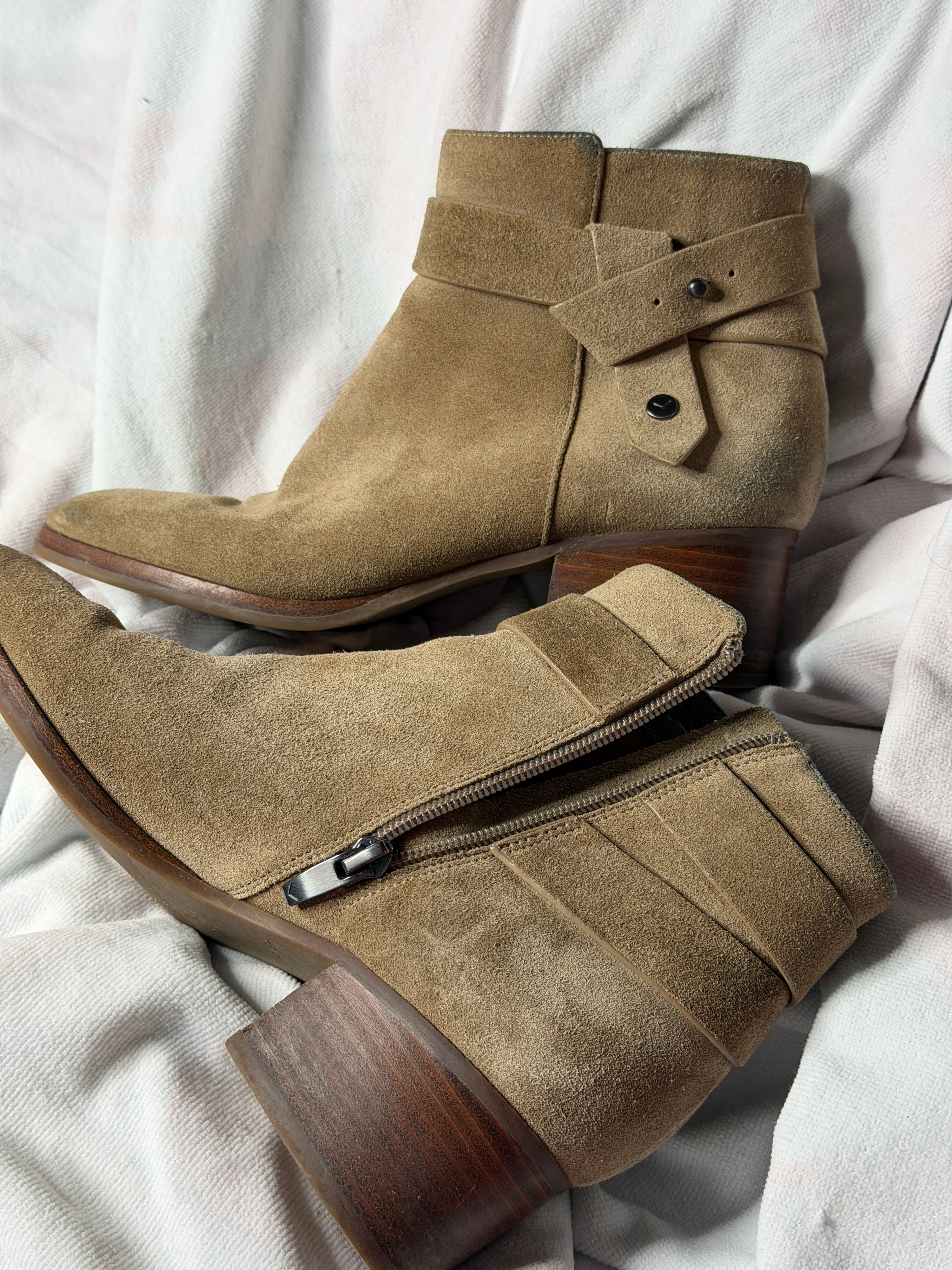Via Spiga Tan Suede Ankle Boots with Side Zipper - Thumbnail 2