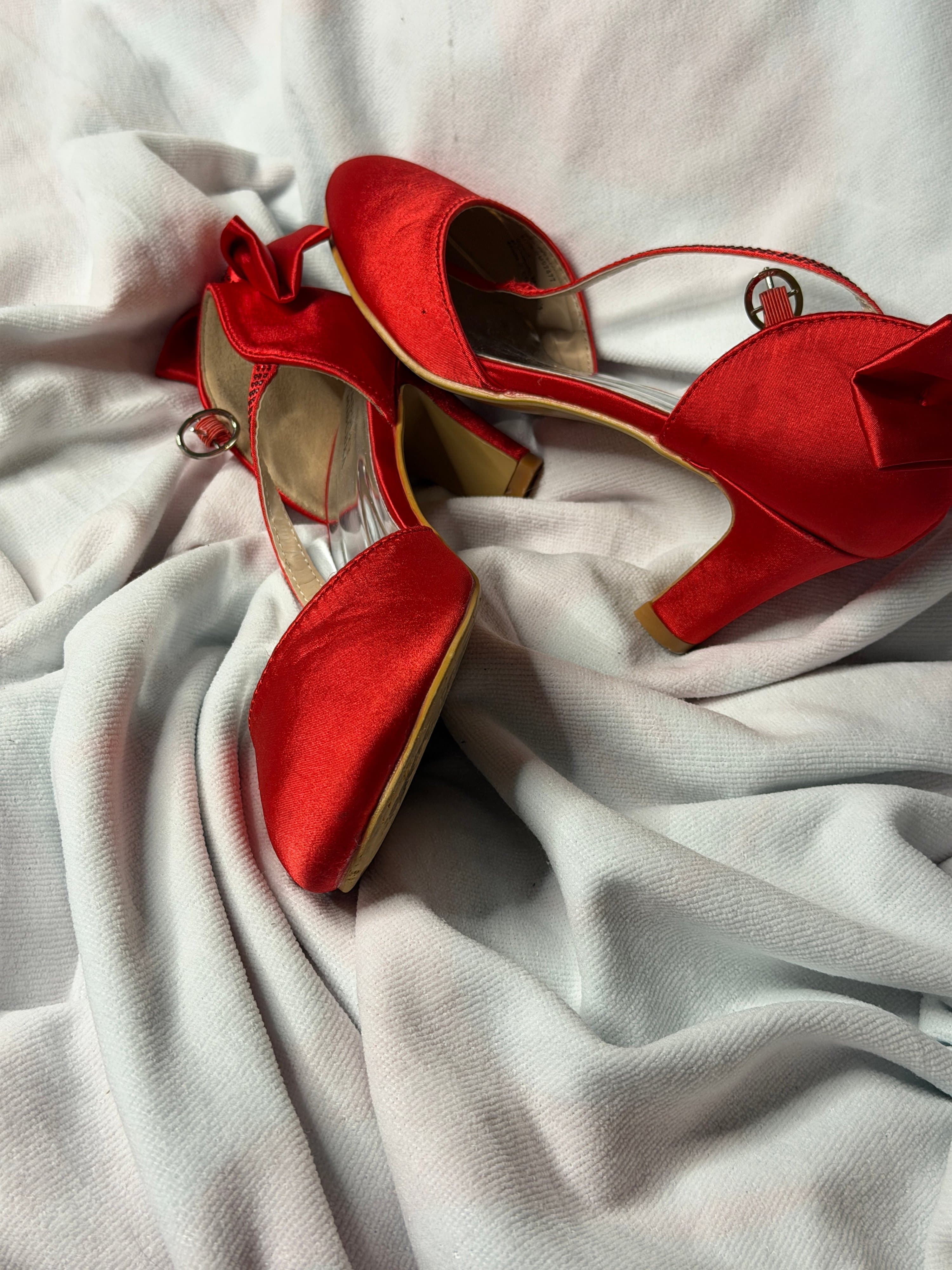 Badgley Mischka Red Satin Heels with Bow Detail Size 7 - Thumbnail 3