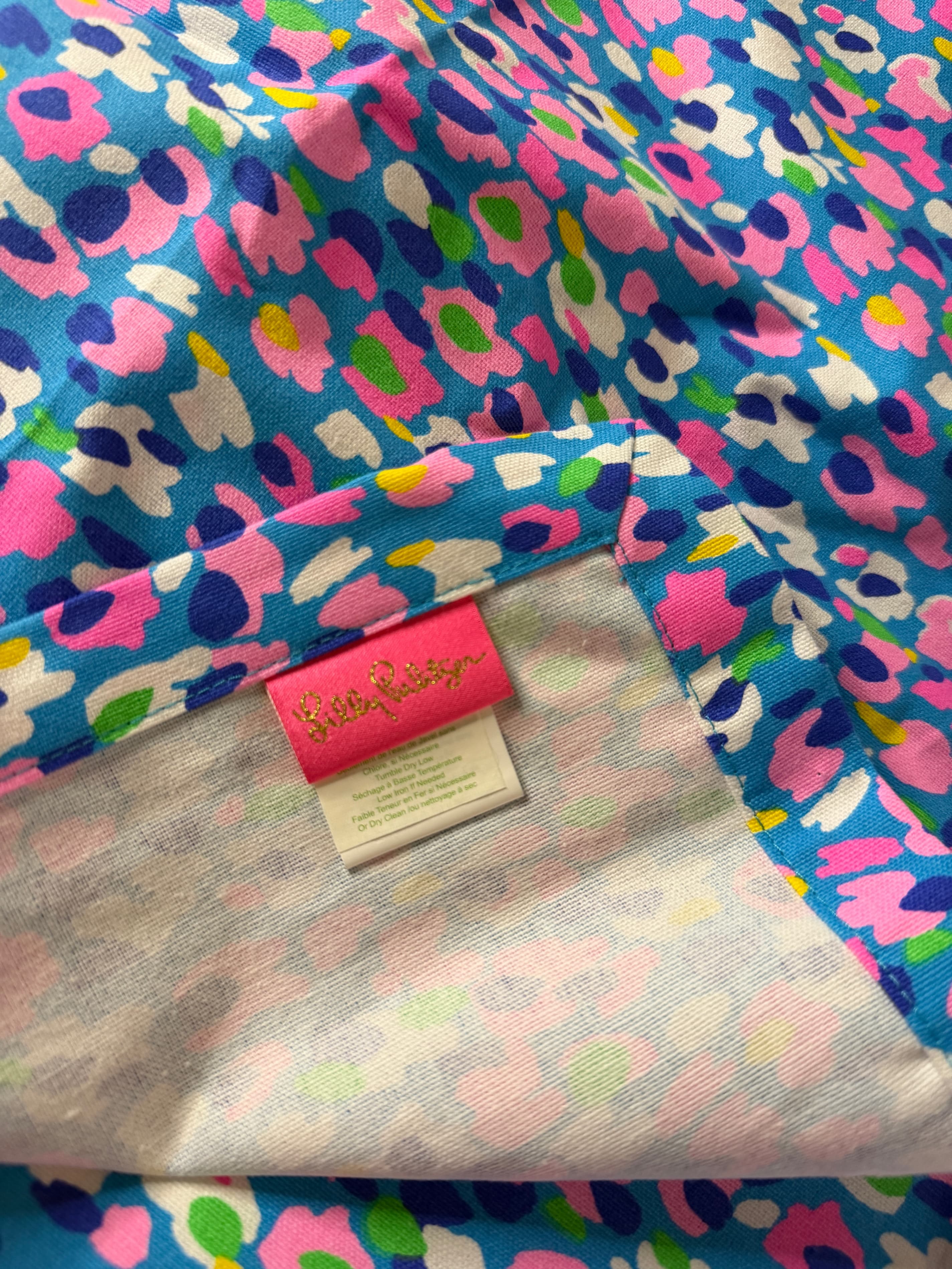 Lilly Pulitzer Floral Vibrant Multicolor Floral Cloth Napkins (Set of 4) - Thumbnail 3