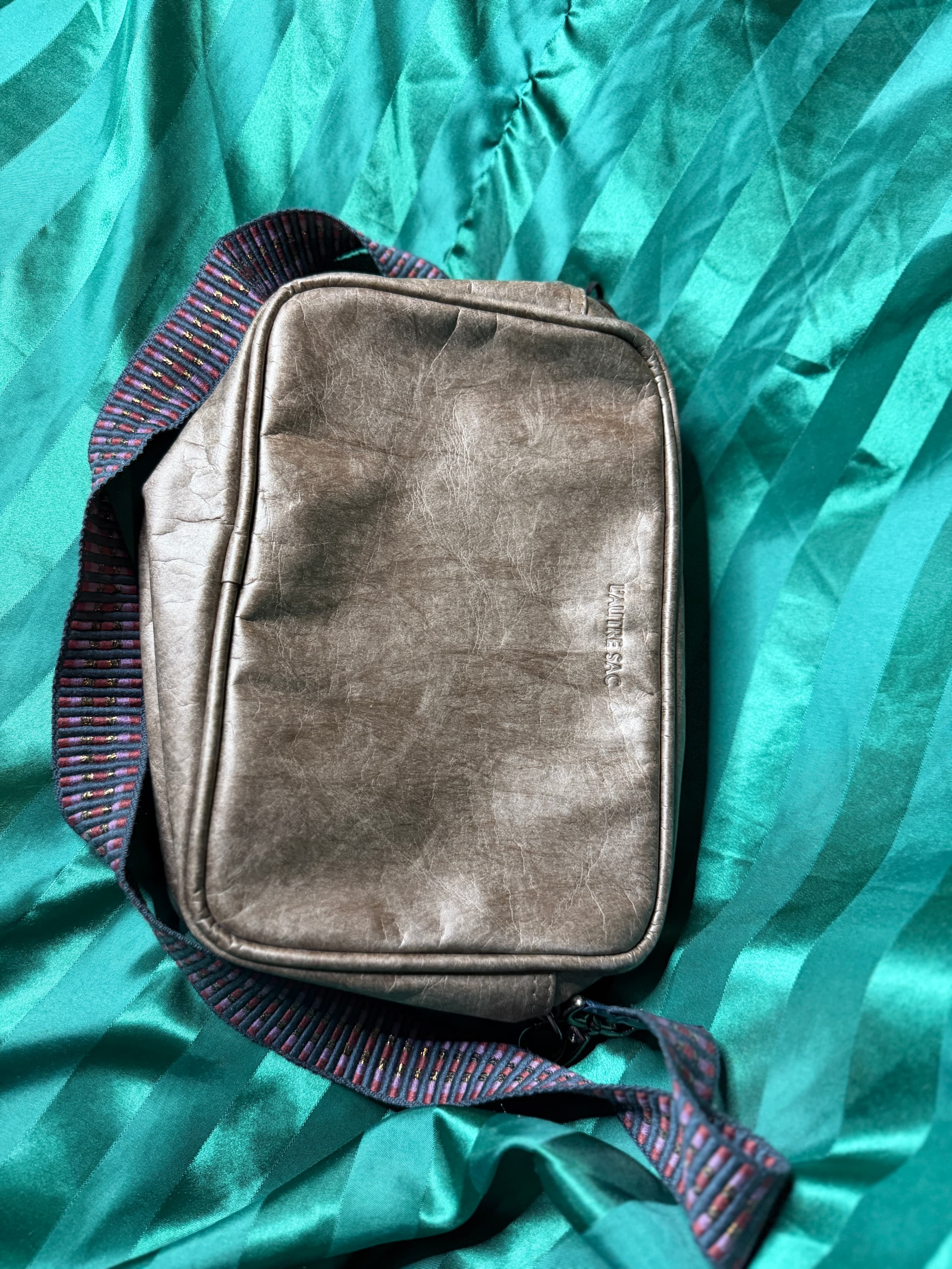 L'AUTRE SAC Crossbody Bag with Adjustable Strap - Thumbnail 2