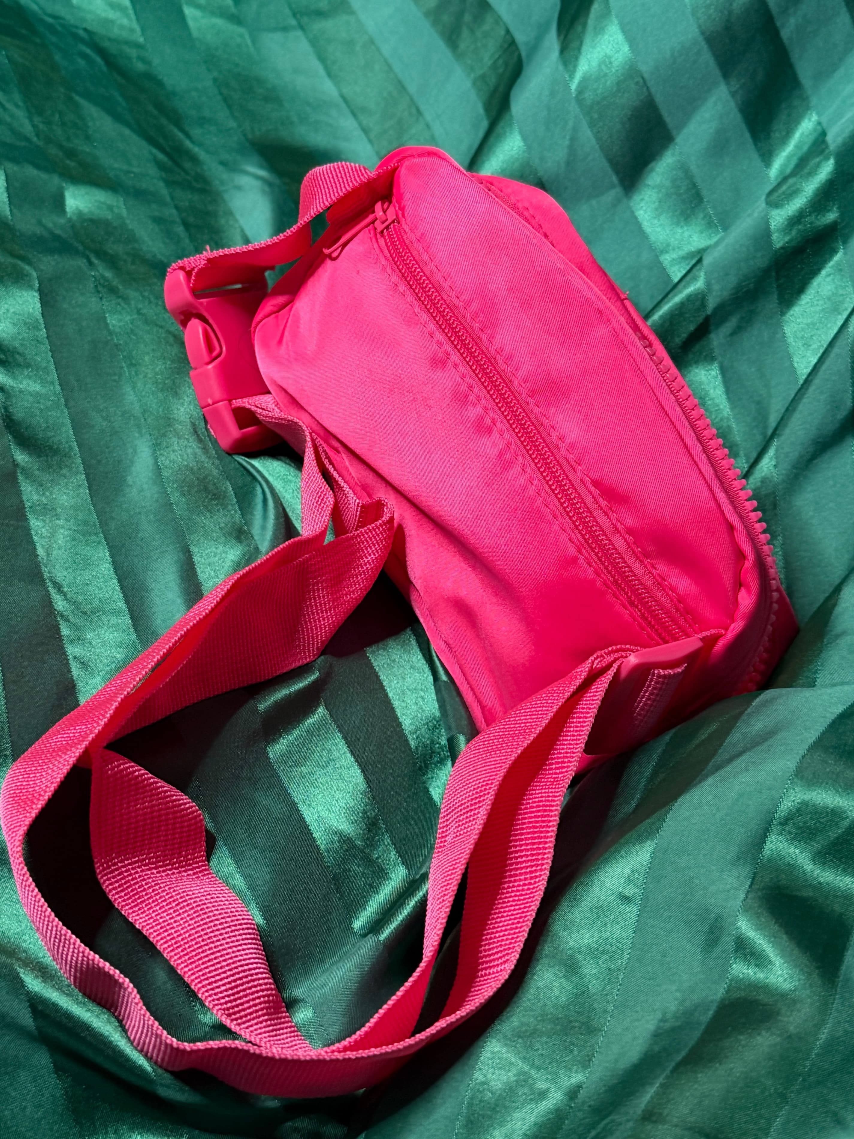 Barbie Game Day Pink Crossbody Bag - Thumbnail 4