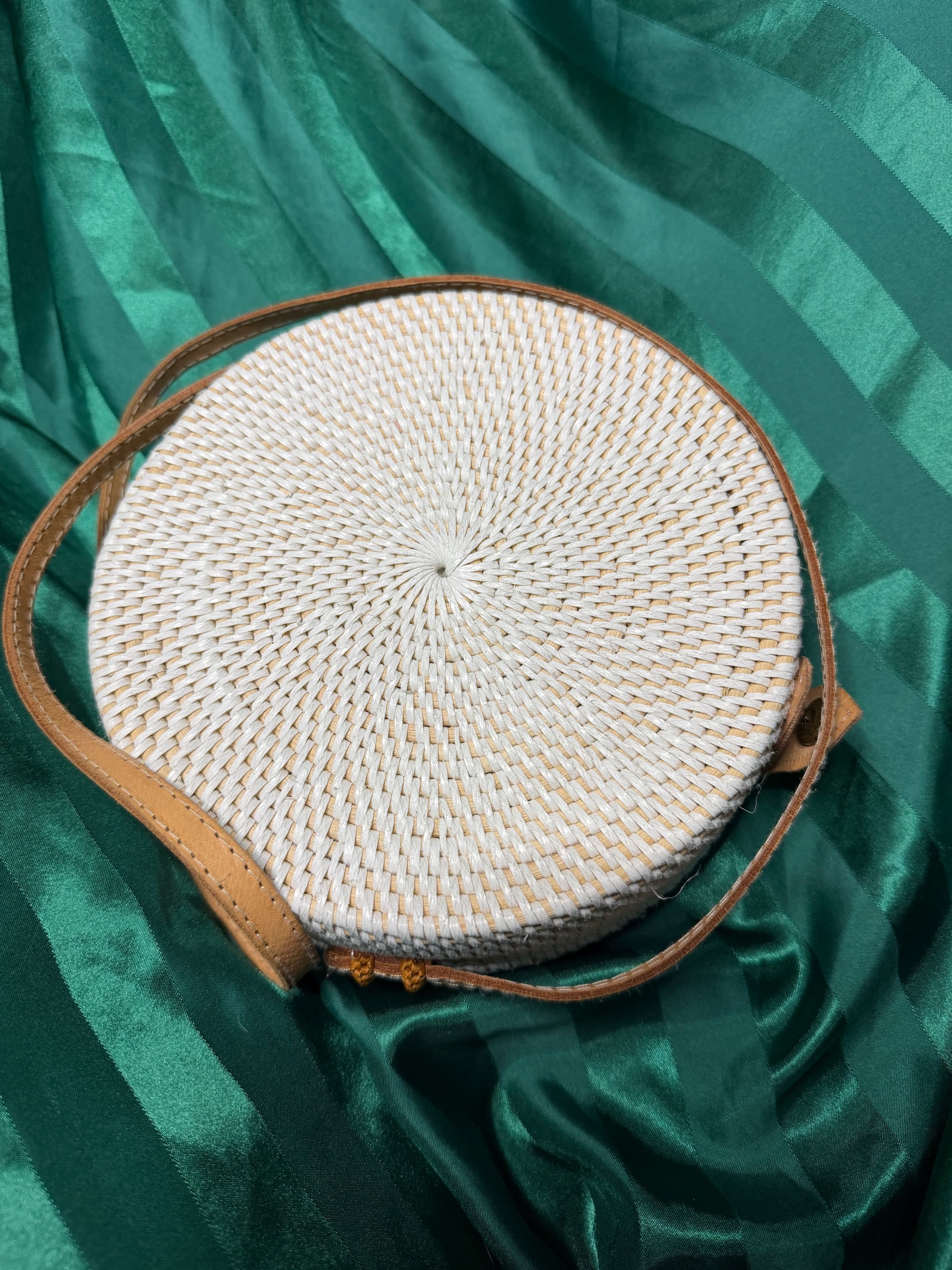 Authentic Bali Round Woven Rattan Crossbody Bag White Tan Batik Lined - Thumbnail 3