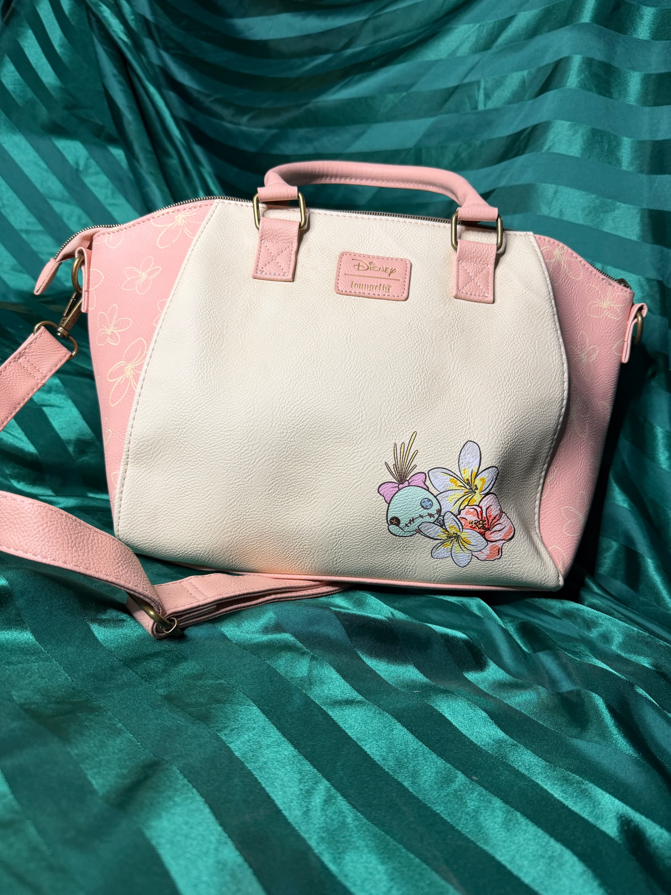 Loungefly Disney Stitch Floral Crossbody Bag - Thumbnail 4