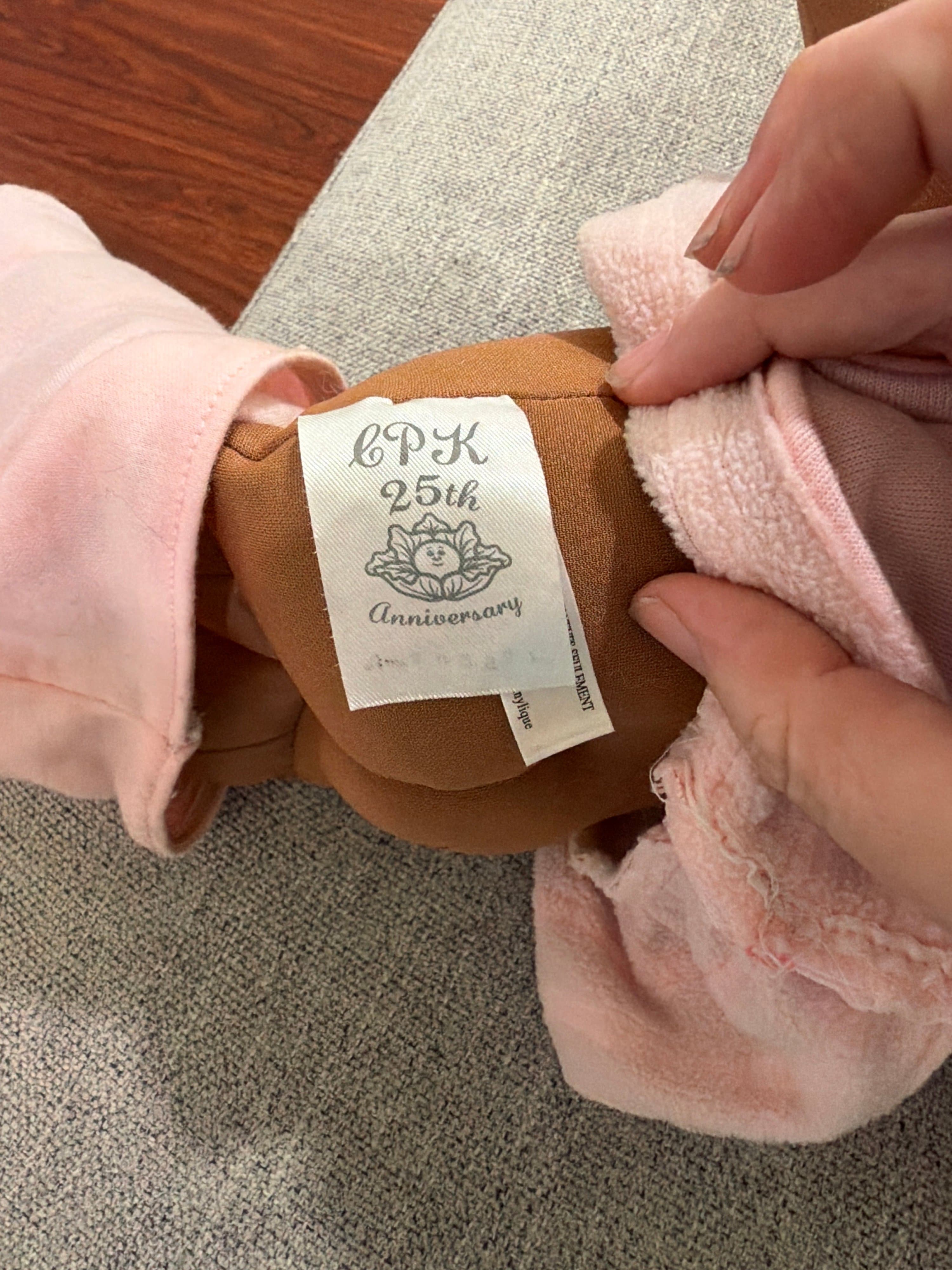 Cabbage Patch Kids 25th Anniv. – Brown Yarn Hair, Original Outfit – Film Prop - Thumbnail 2
