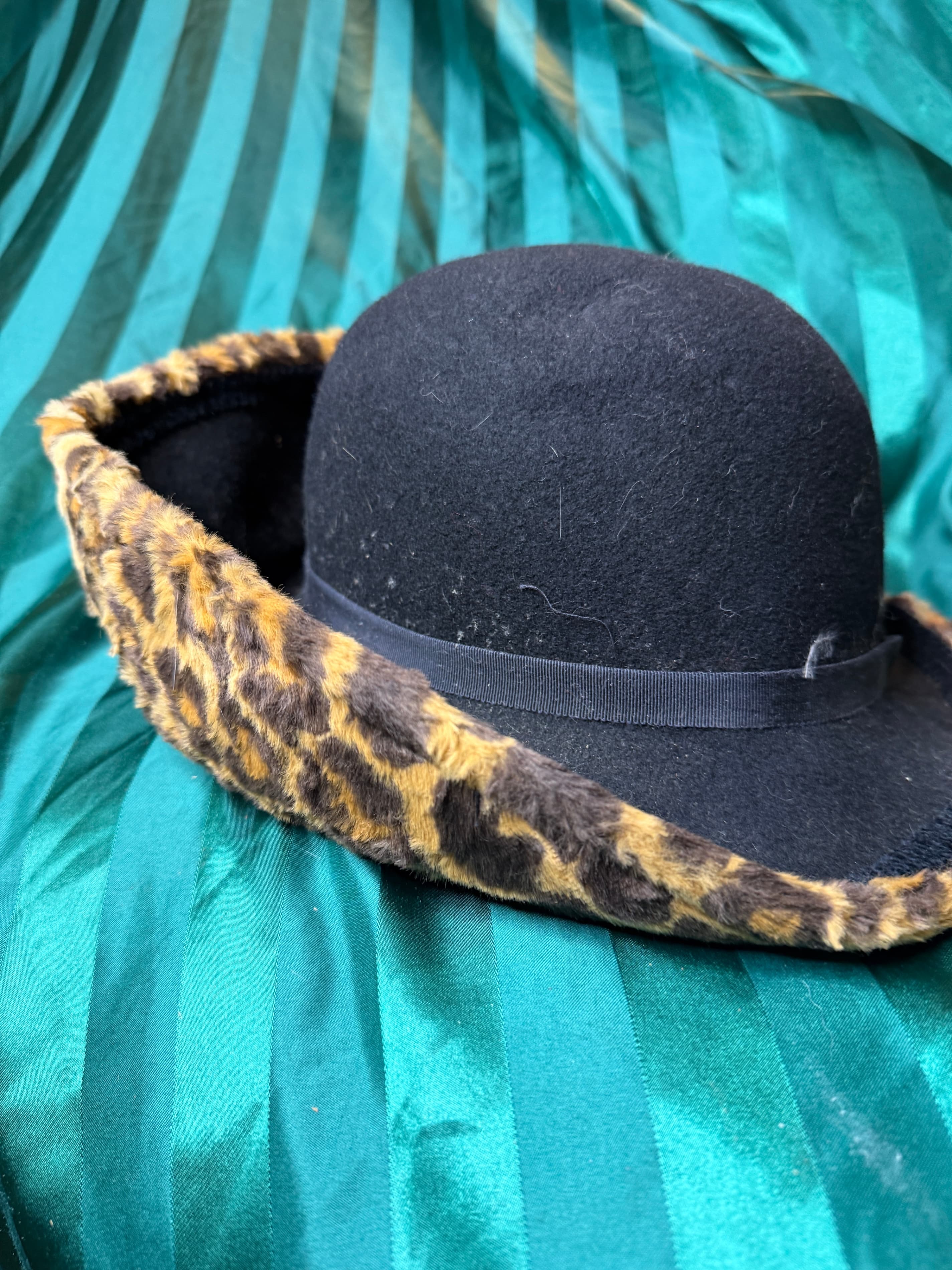Sonni San Francisco Wool Fedora – Leopard Print – Film Prop - Thumbnail 3