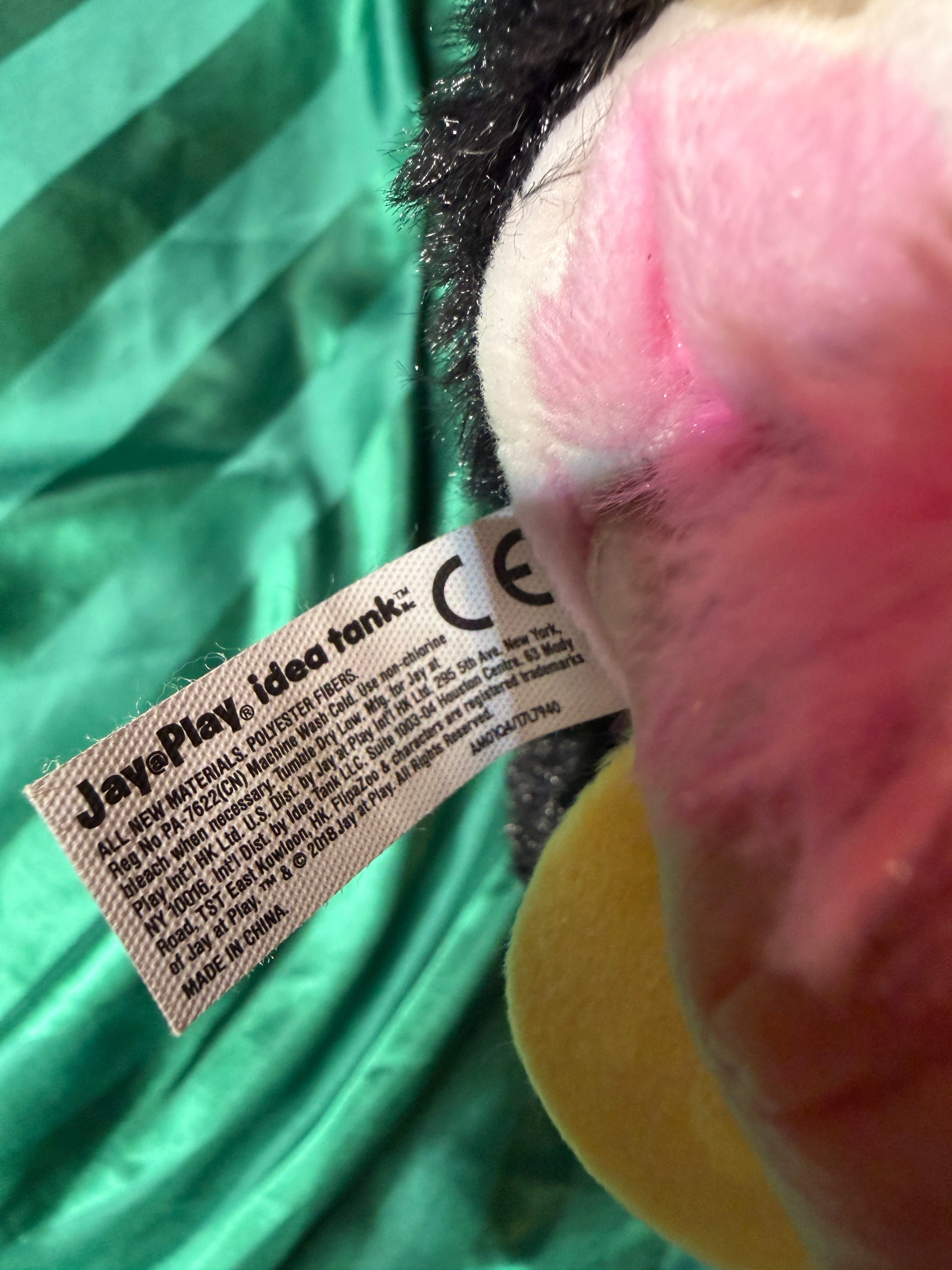 FlipaZoo Reversible Plushie Cow to Dog Toy - Thumbnail 4