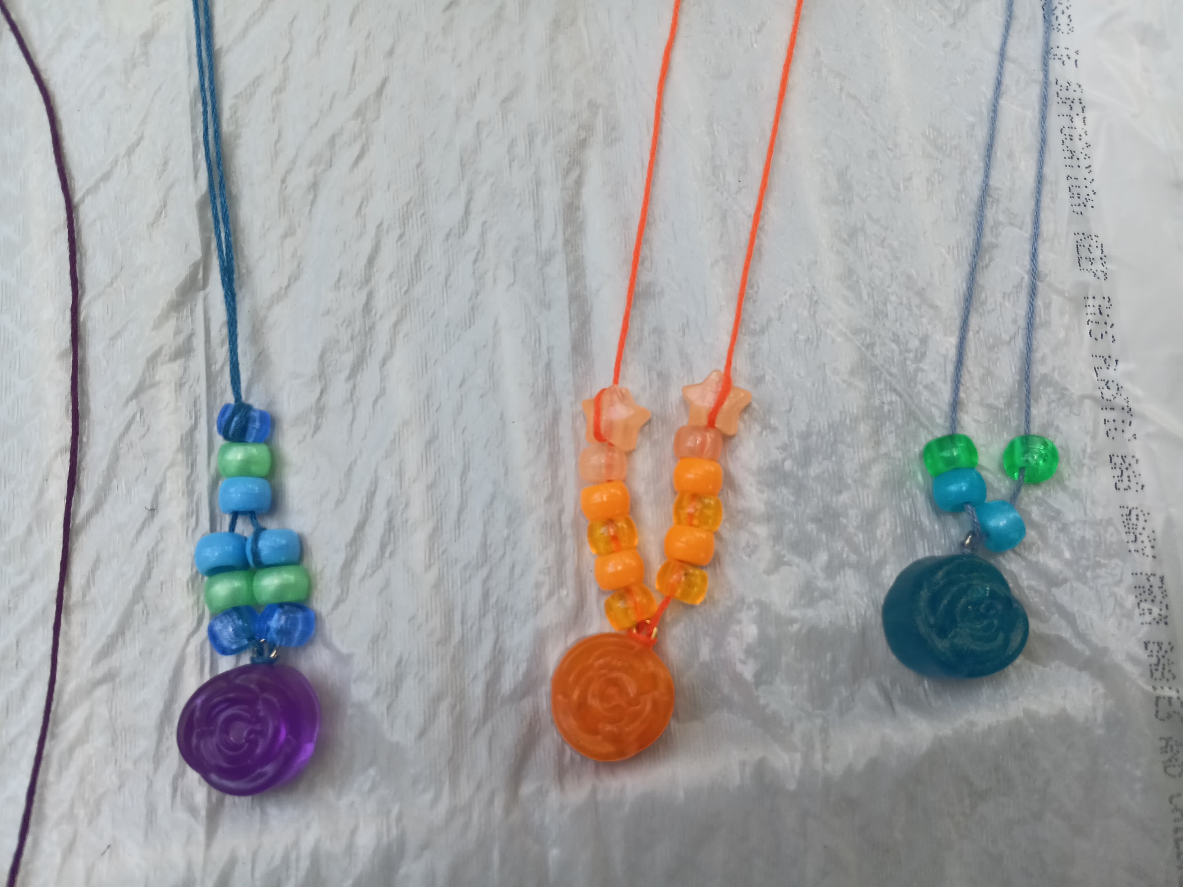 Homemade Resin Small Rose Necklace - Thumbnail 4