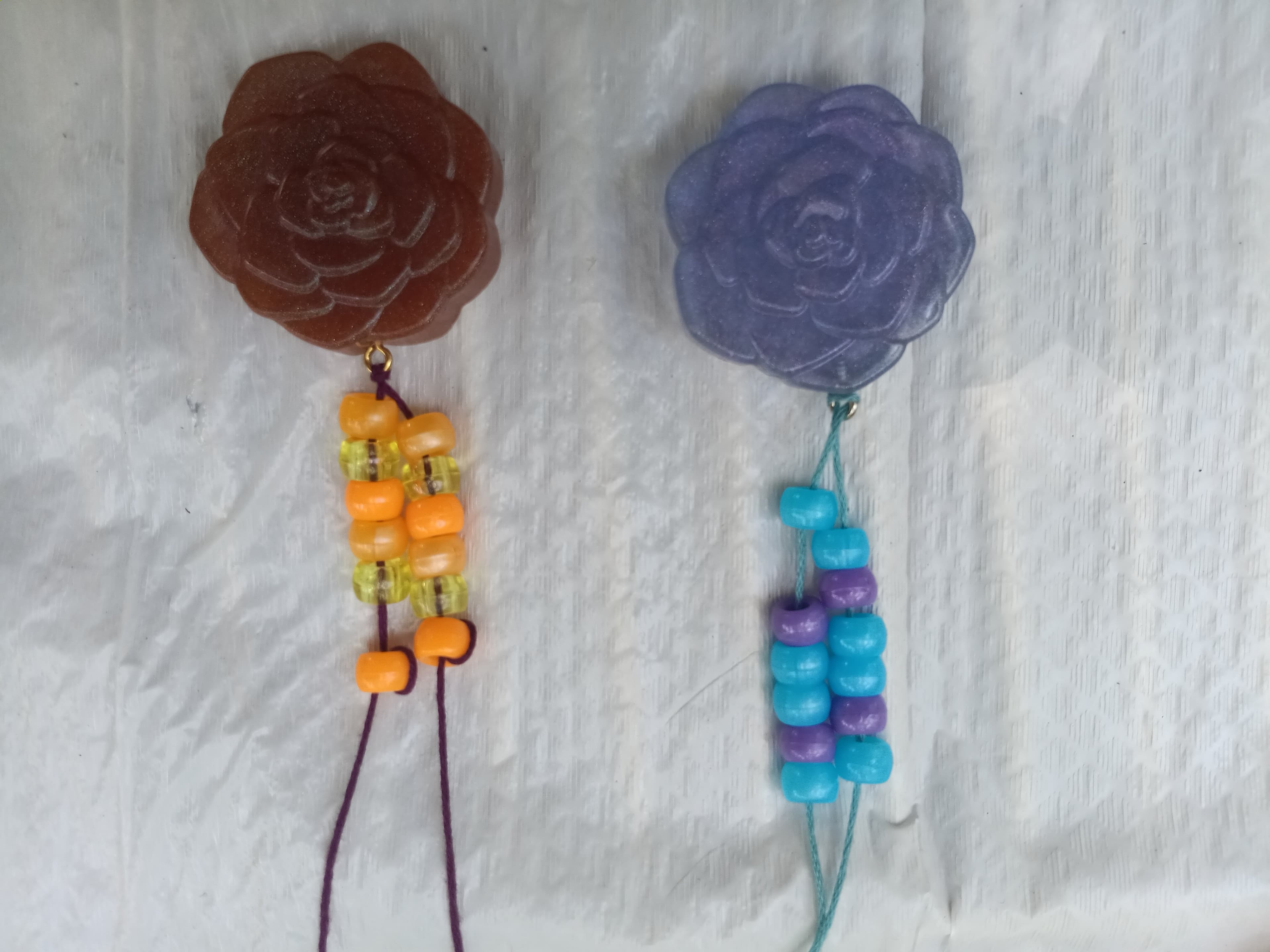Homemade Resin Medium Rose Necklace - Thumbnail 5