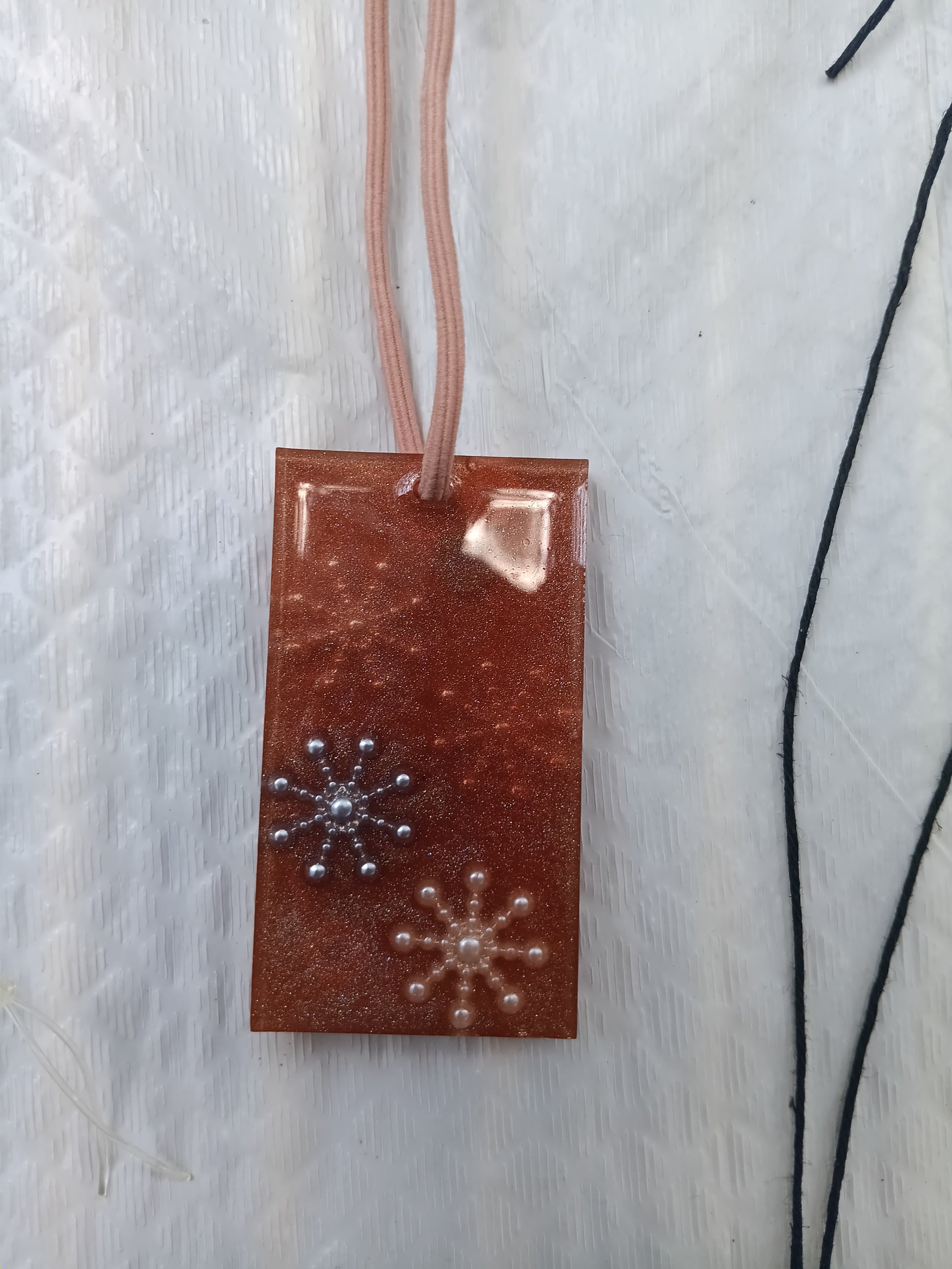 Homemade Resin Random Shapes Necklace - Thumbnail 5