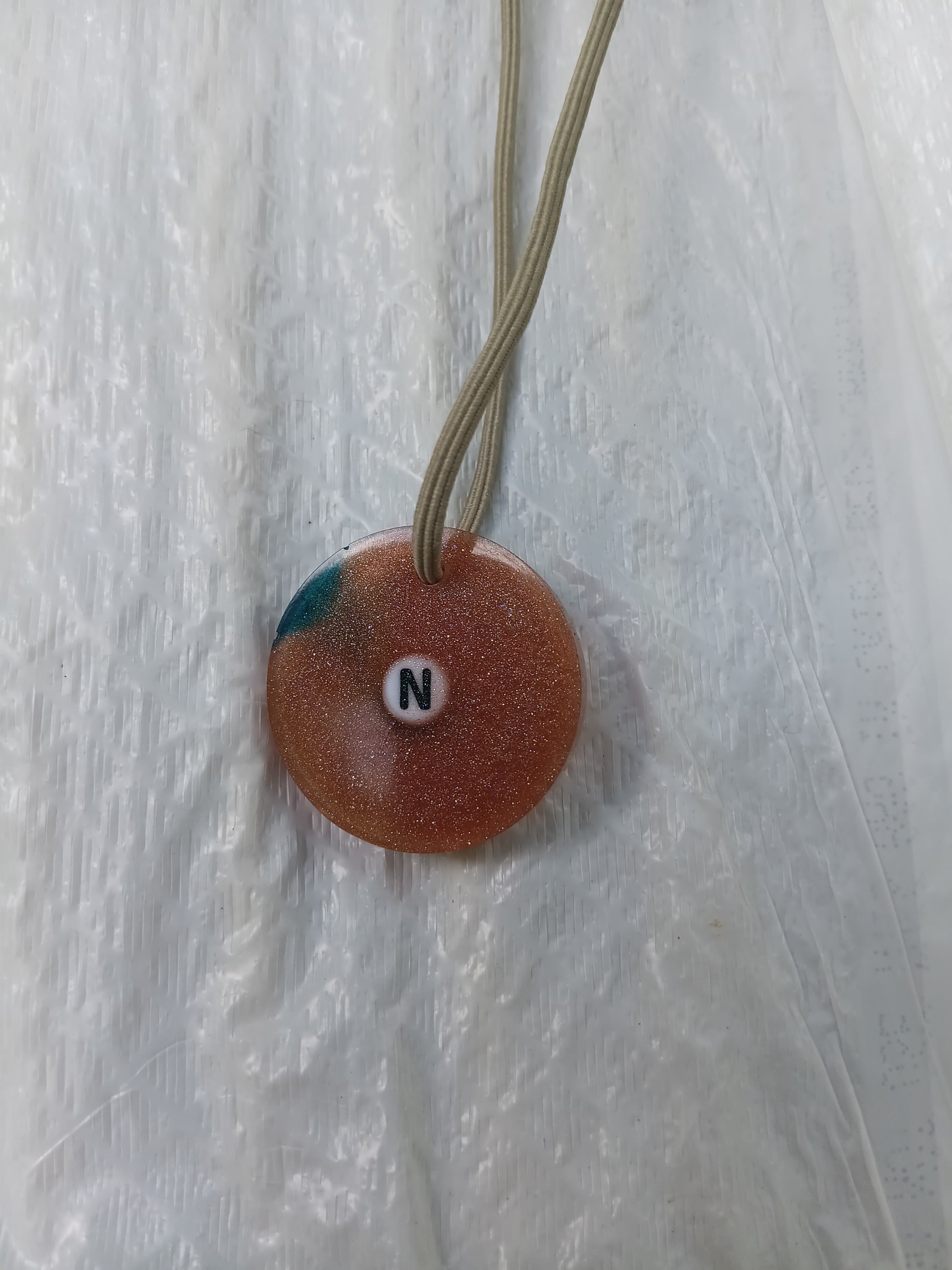 Homemade Resin Initial Pendant Necklace - Thumbnail 4