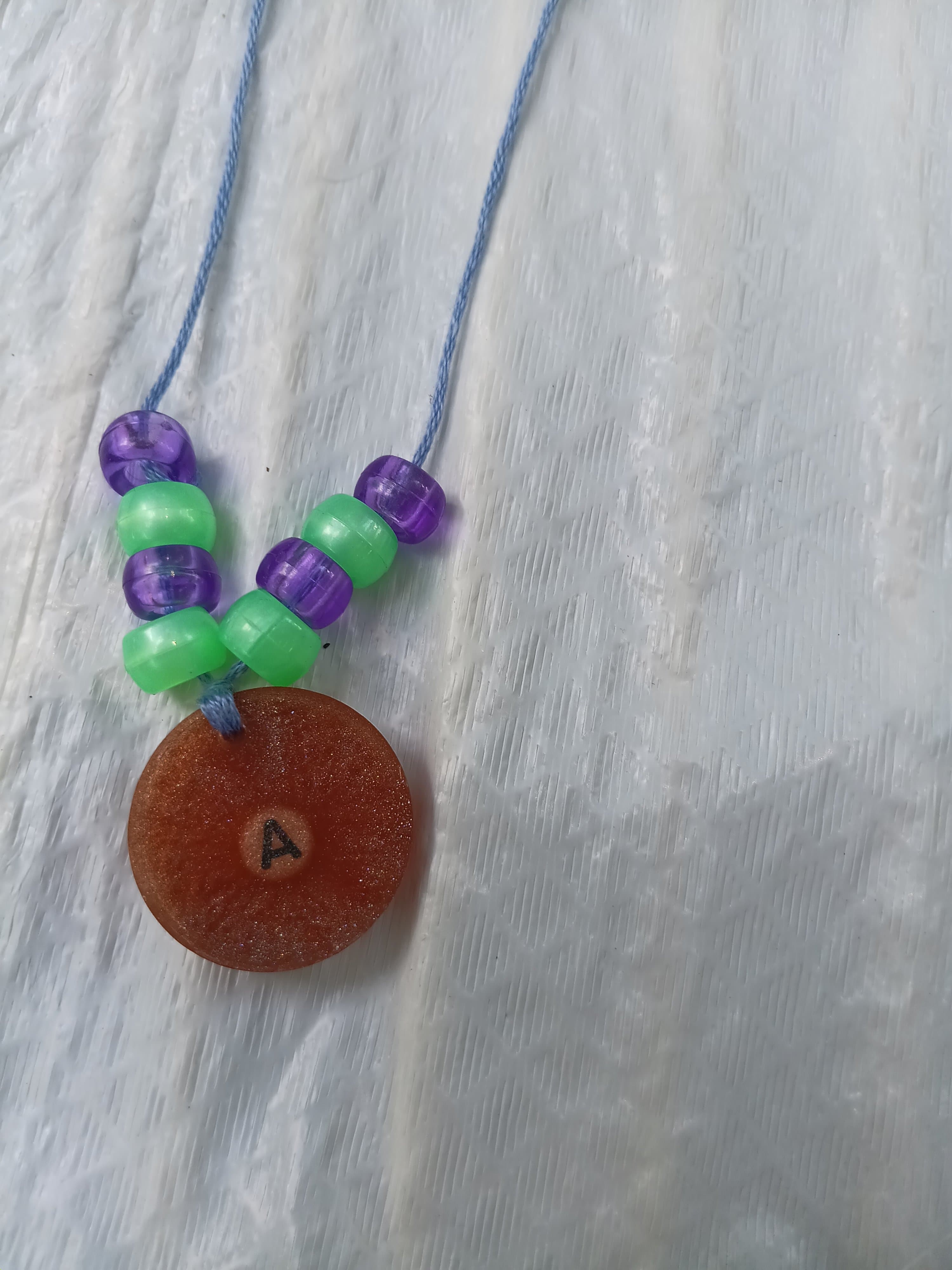 Homemade Resin Initial Pendant Necklace - Thumbnail 3