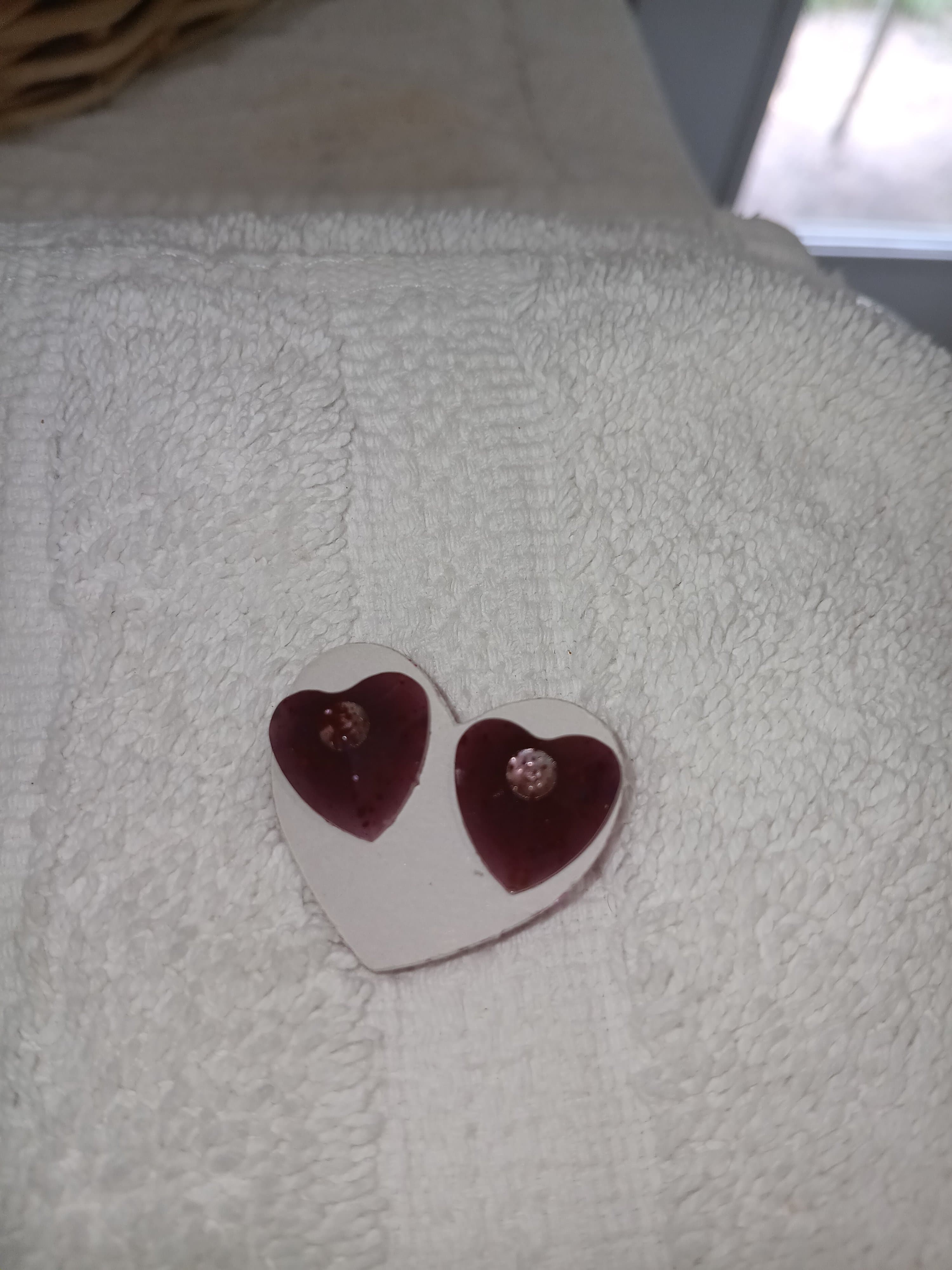Handmade Resin Heart Earrings - Thumbnail 2