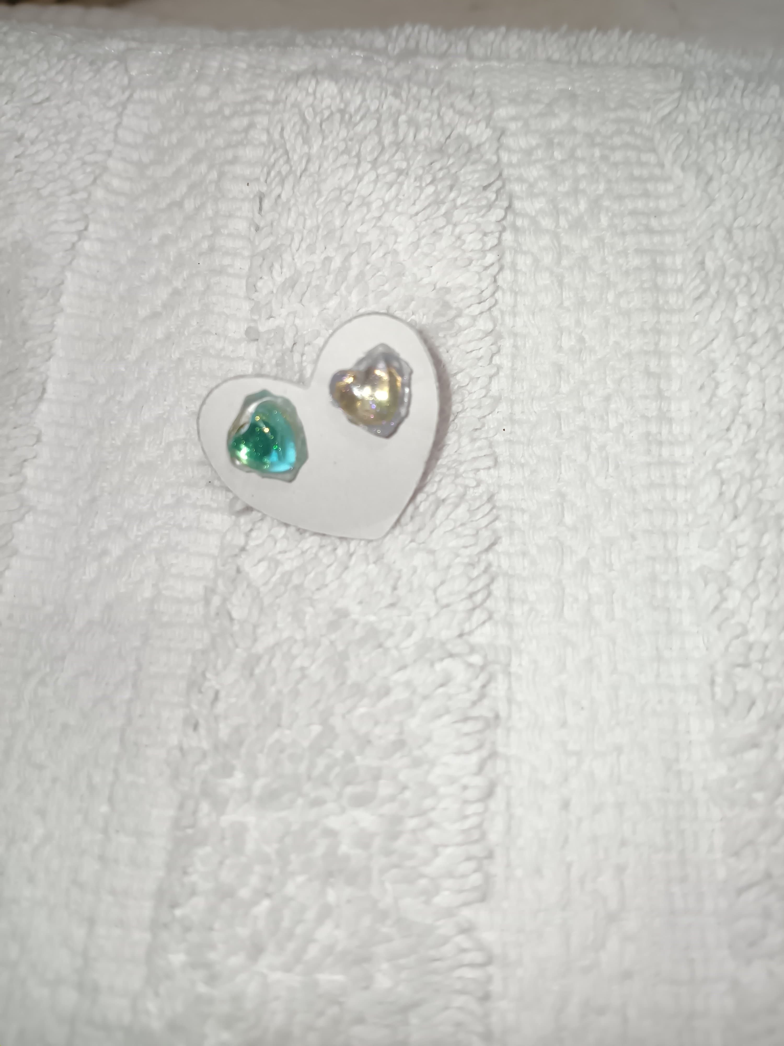 Handmade Resin Heart Earrings - Thumbnail 3