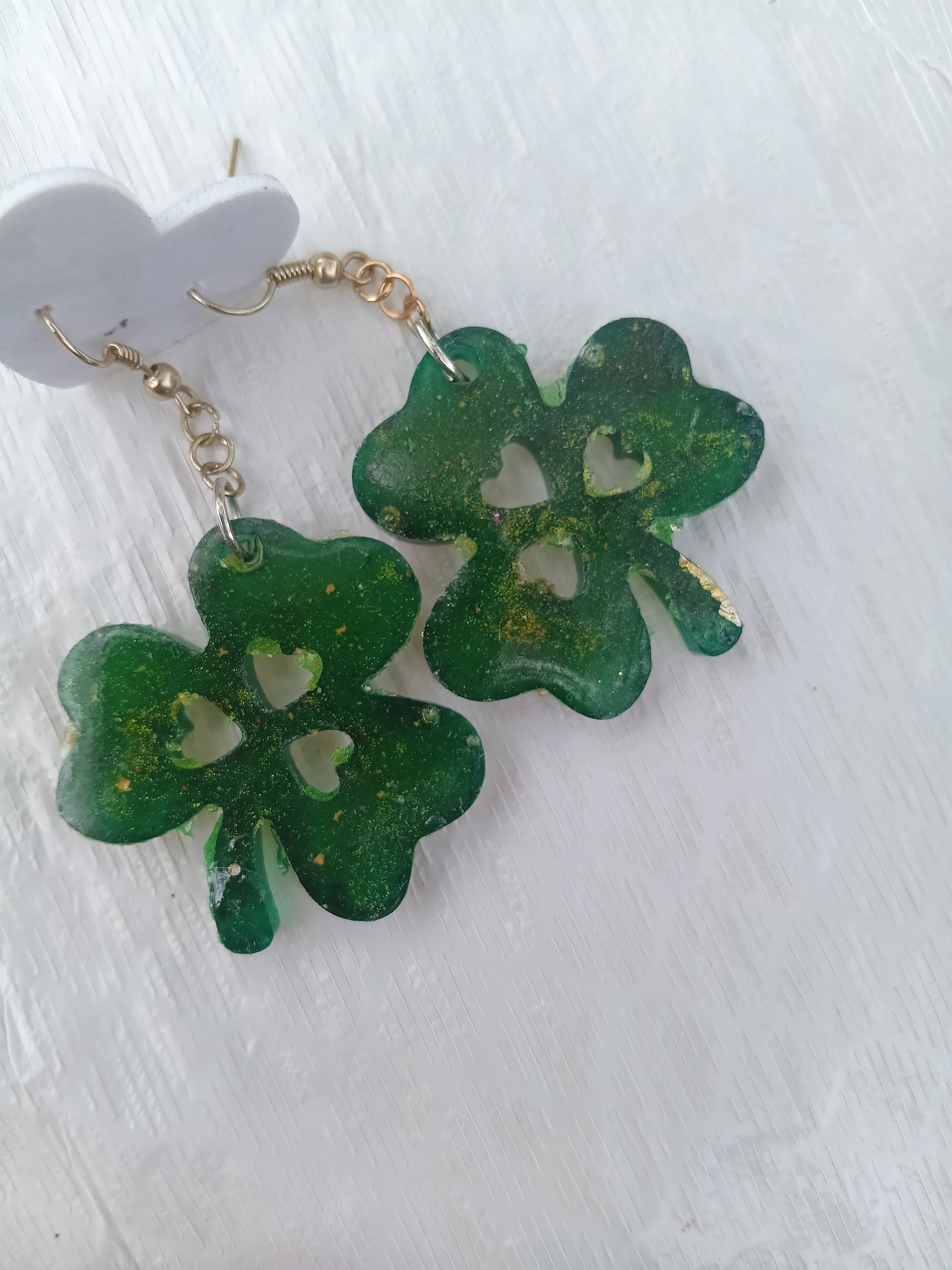 Homemade Resin Clover Dangle Earrings - Thumbnail 2