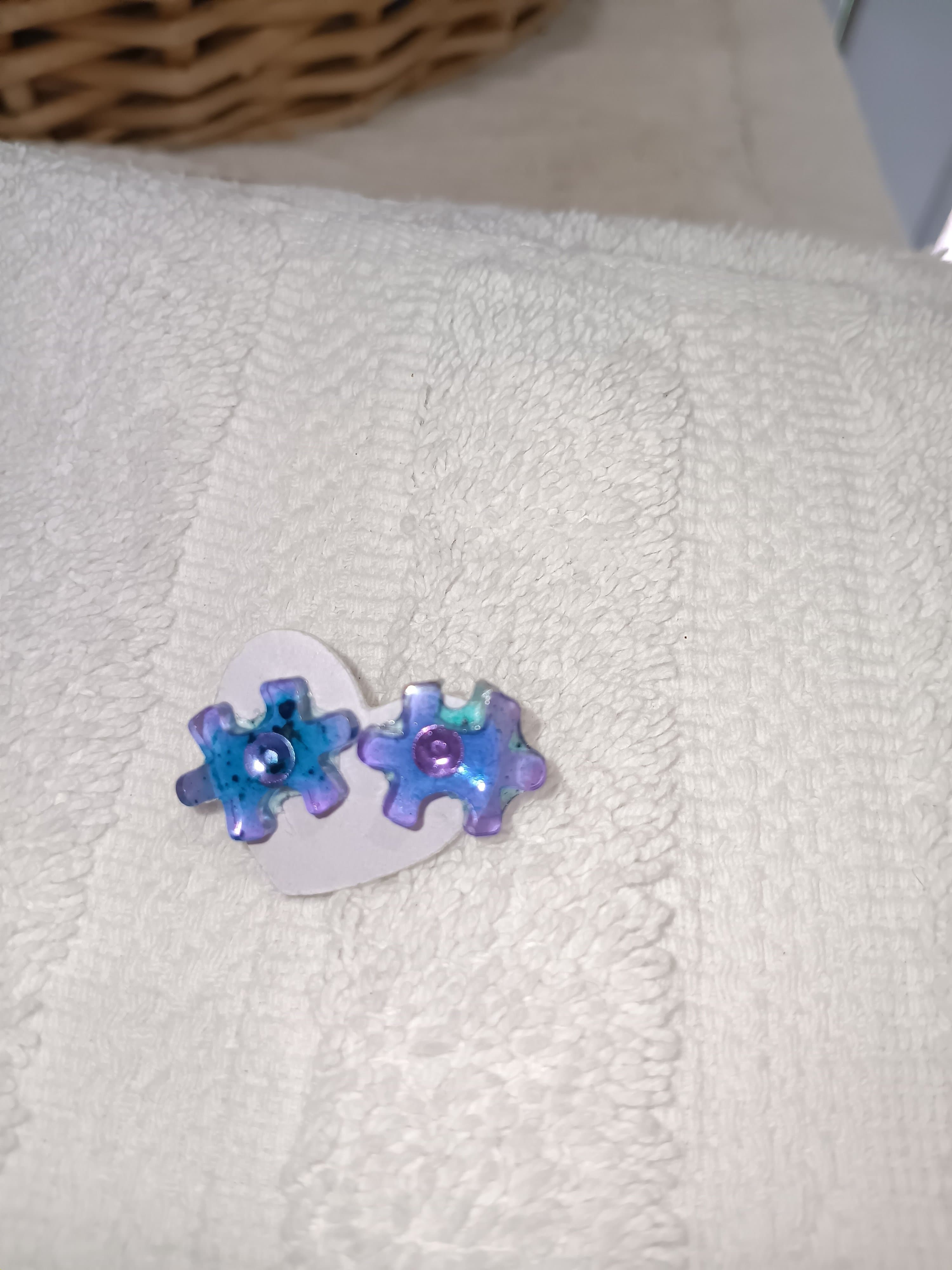 Handmade Resin Stud Earrings - Thumbnail 4