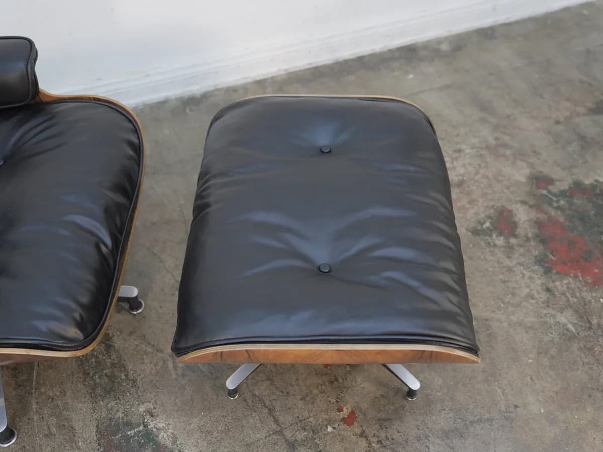 Eames Lounge Chair and Ottoman - Thumbnail 10