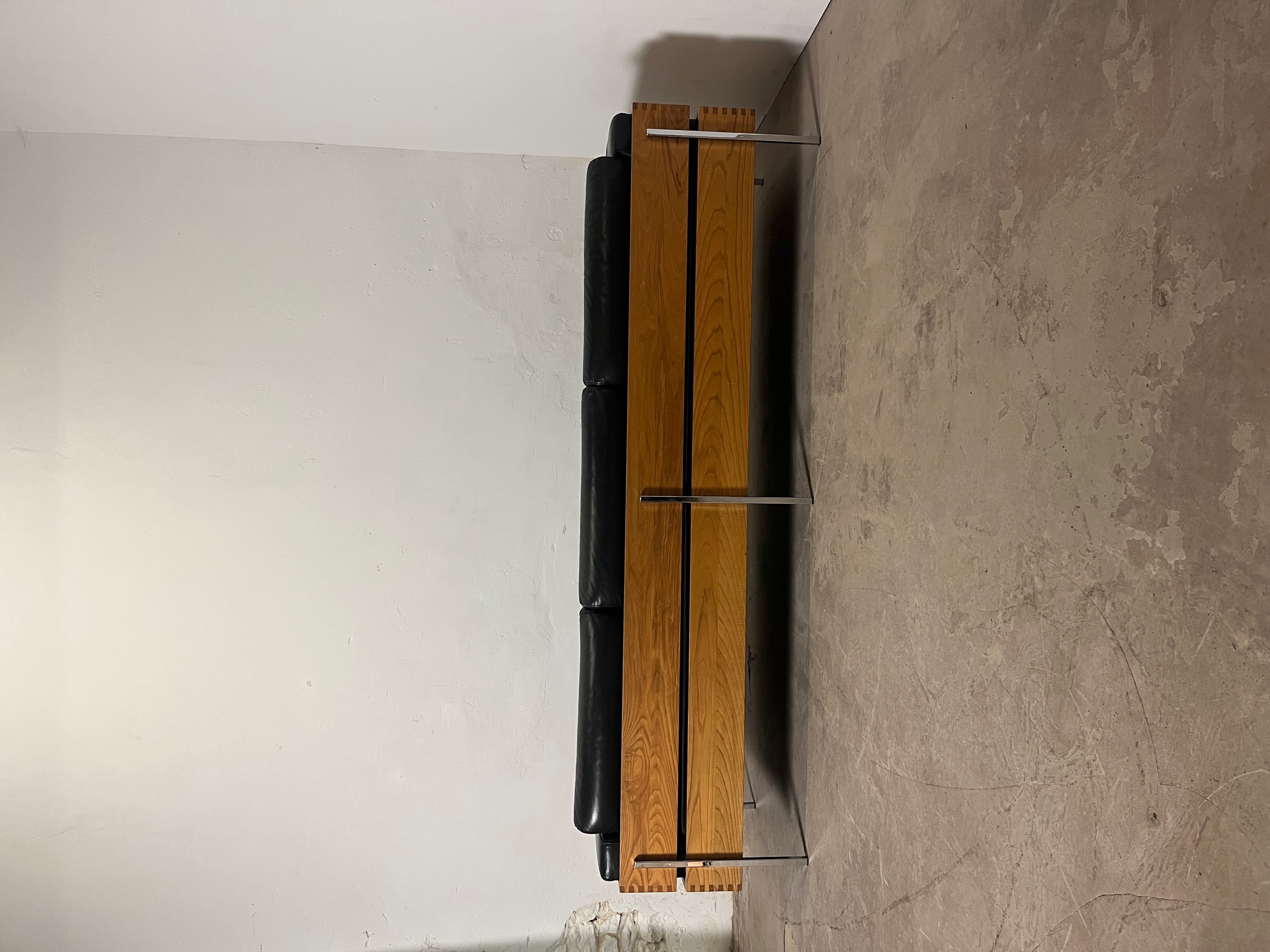 Leather Sofa - Thumbnail 3