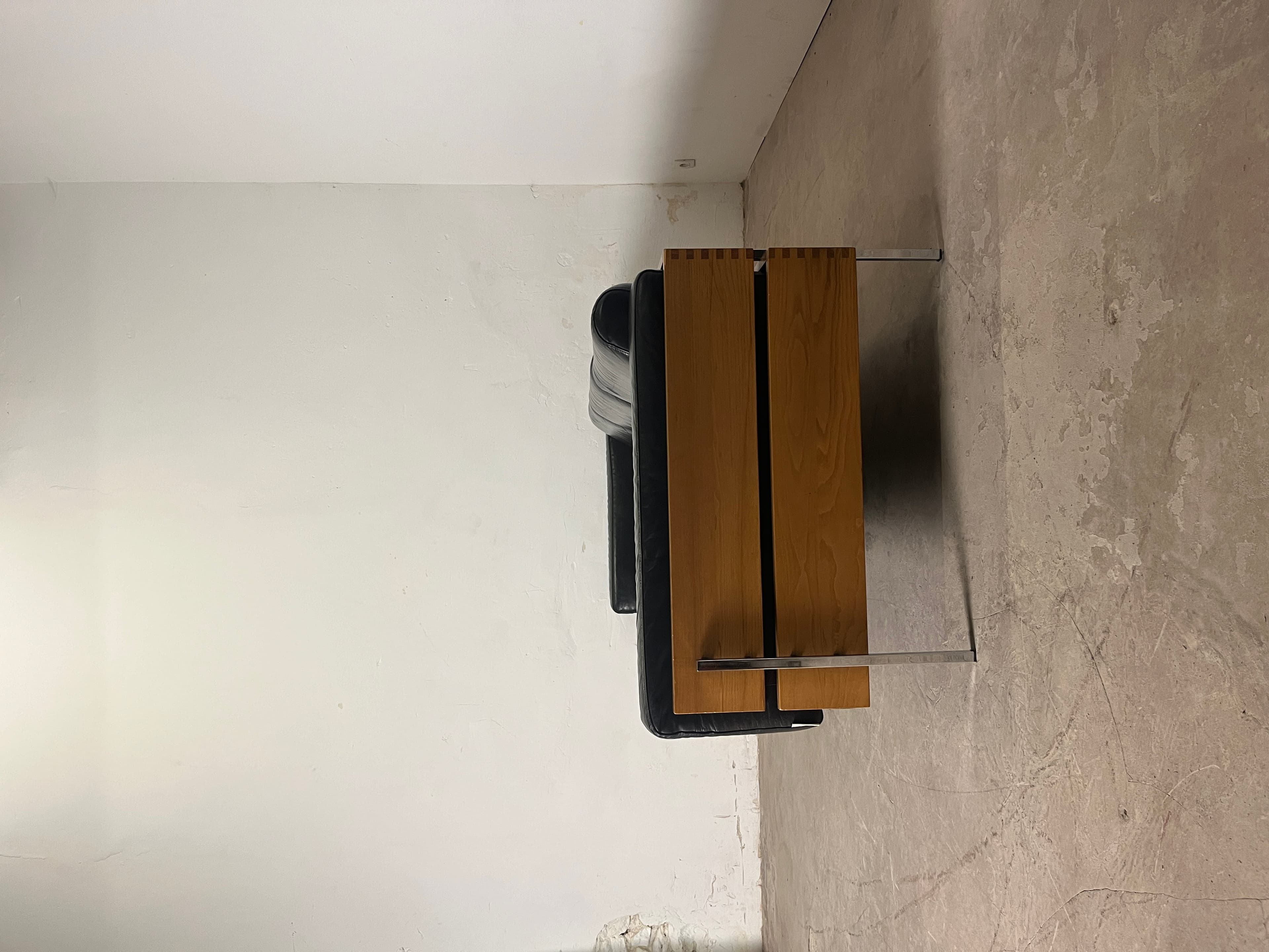 Leather Sofa - Thumbnail 6