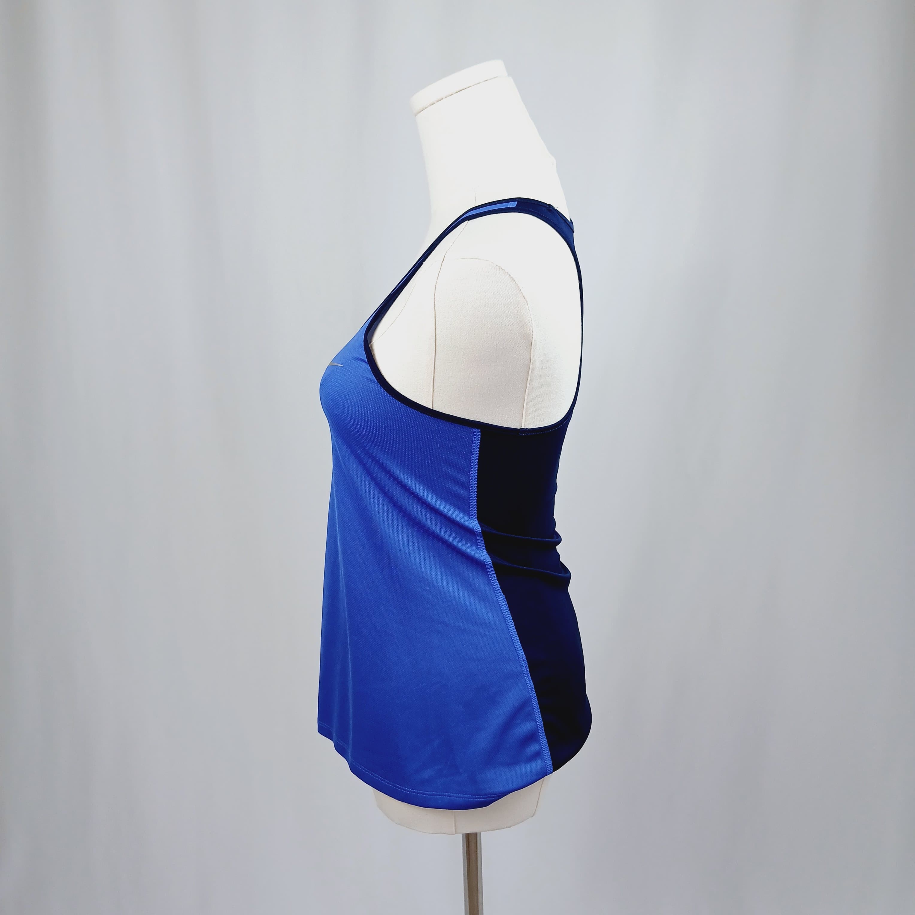 Nike Dri-Fit Women's Blue Athletic Tank Top XS - Thumbnail 2