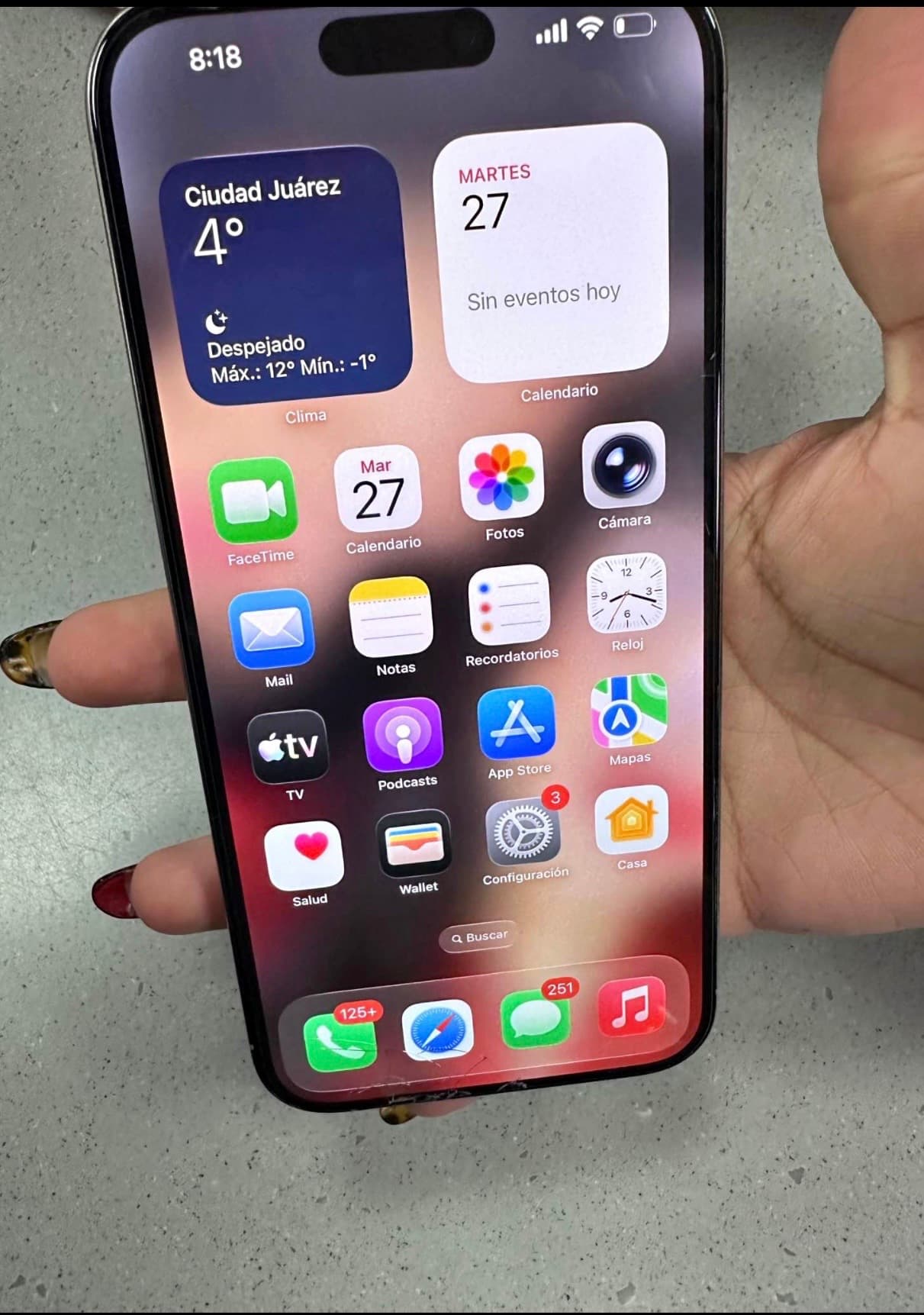 iPhone - Thumbnail 7