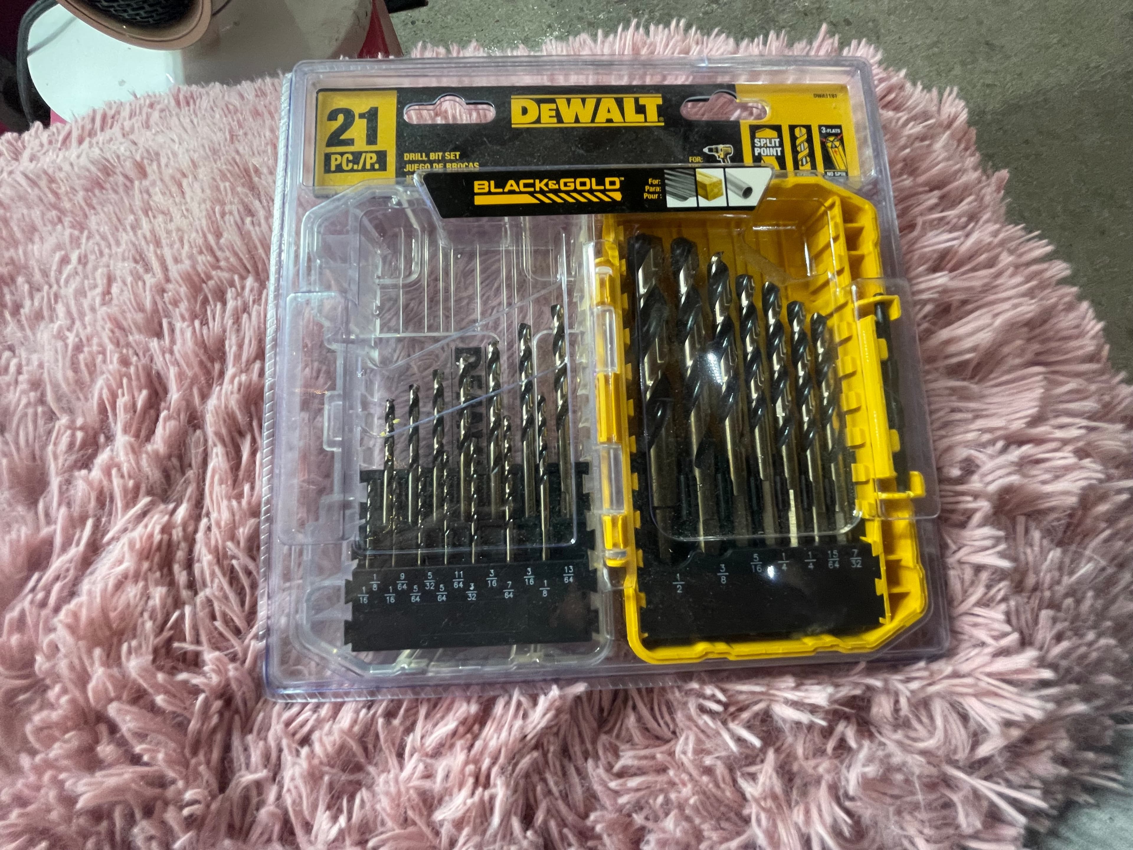DEWALT DW1657 14-Piece Gold Ferrous Metal Drill Bit Set - Thumbnail 3