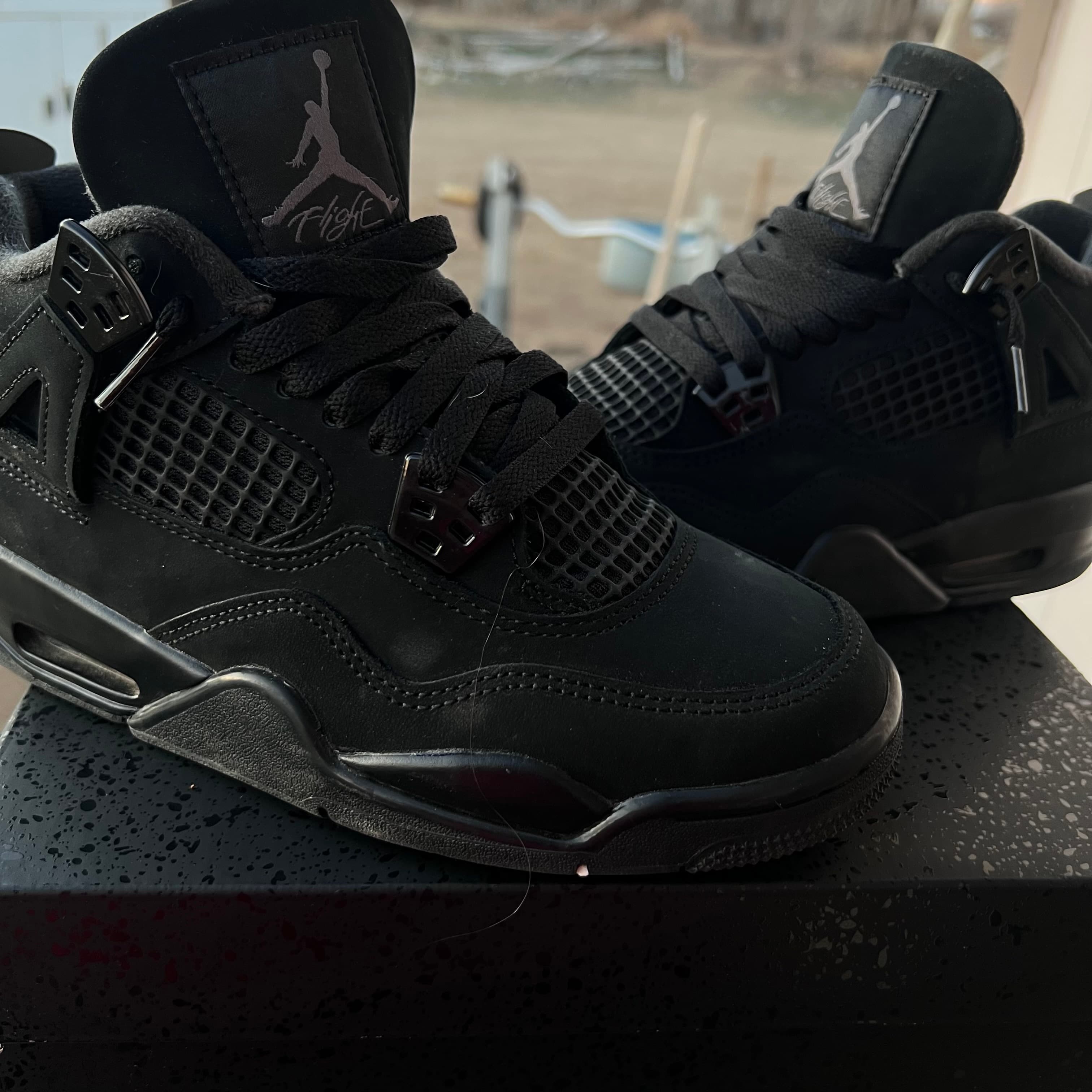 Air Jordan 4 Retro Black Cat - Thumbnail 2