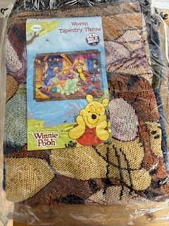 Winnie the Pooh Throw/Tapestry Disney - Image 1