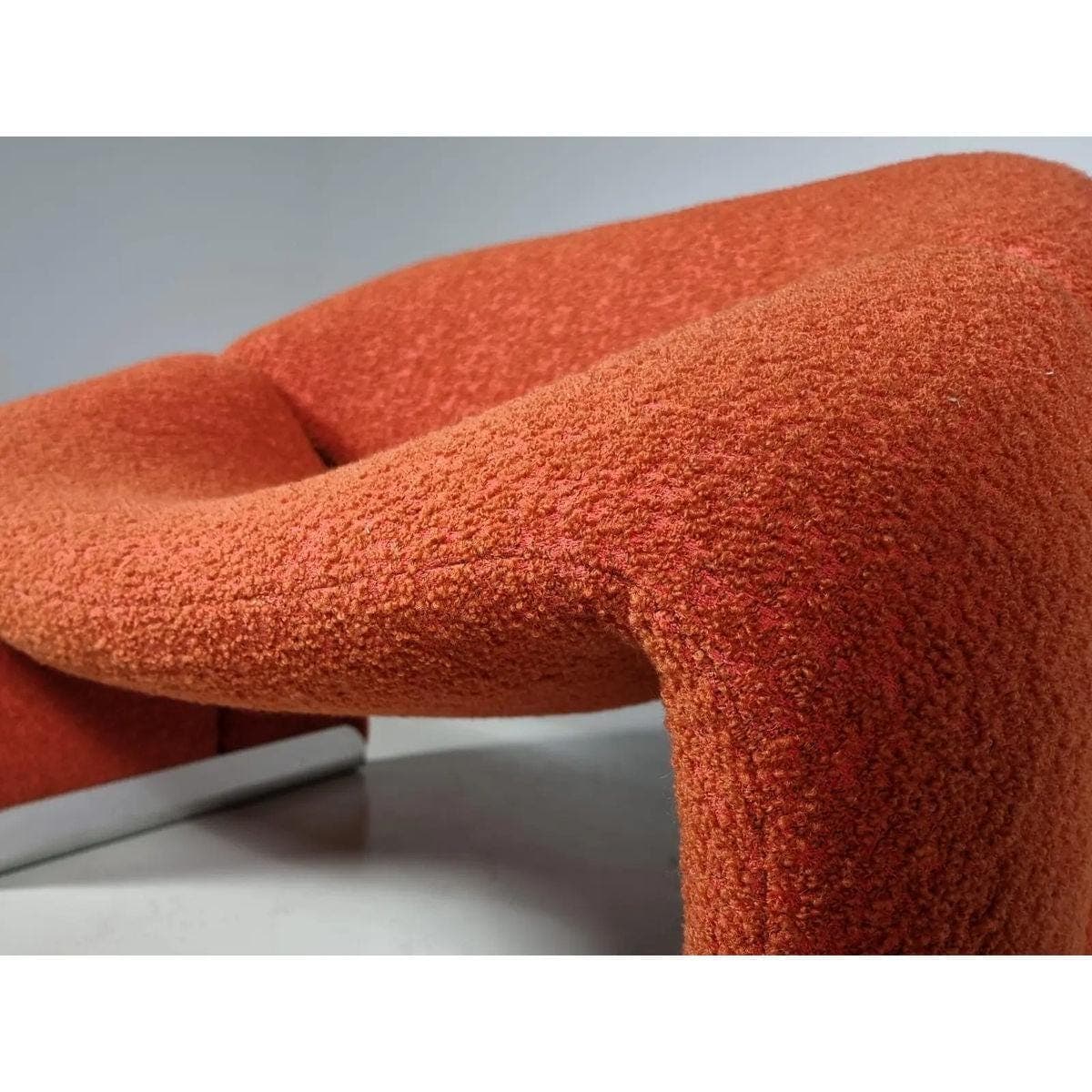 Artifort - F598 Groovy M Chair - Thumbnail 7