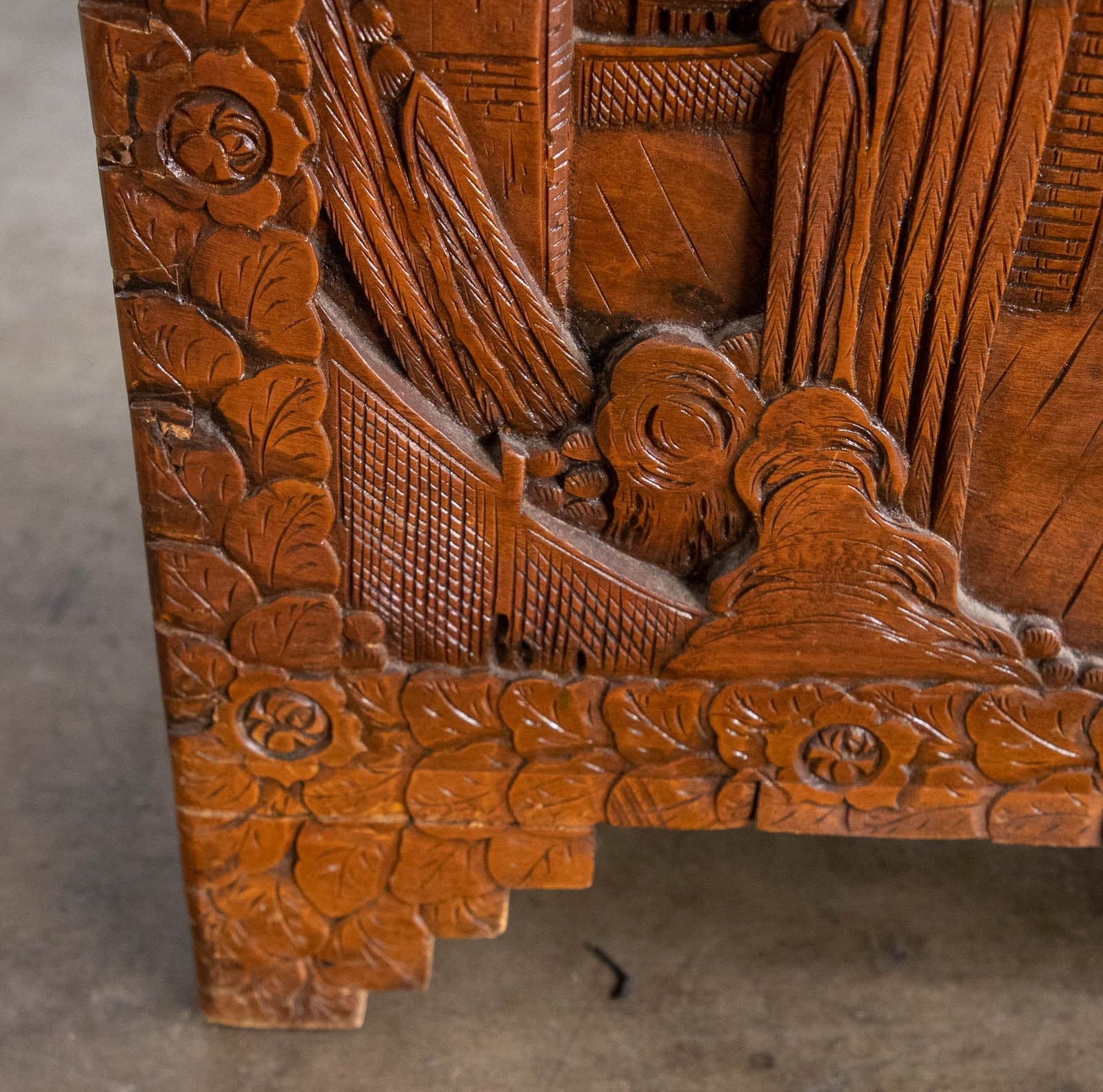 Vintage Chinoise Hand-Carved Wood Storage Trunk - Thumbnail 10
