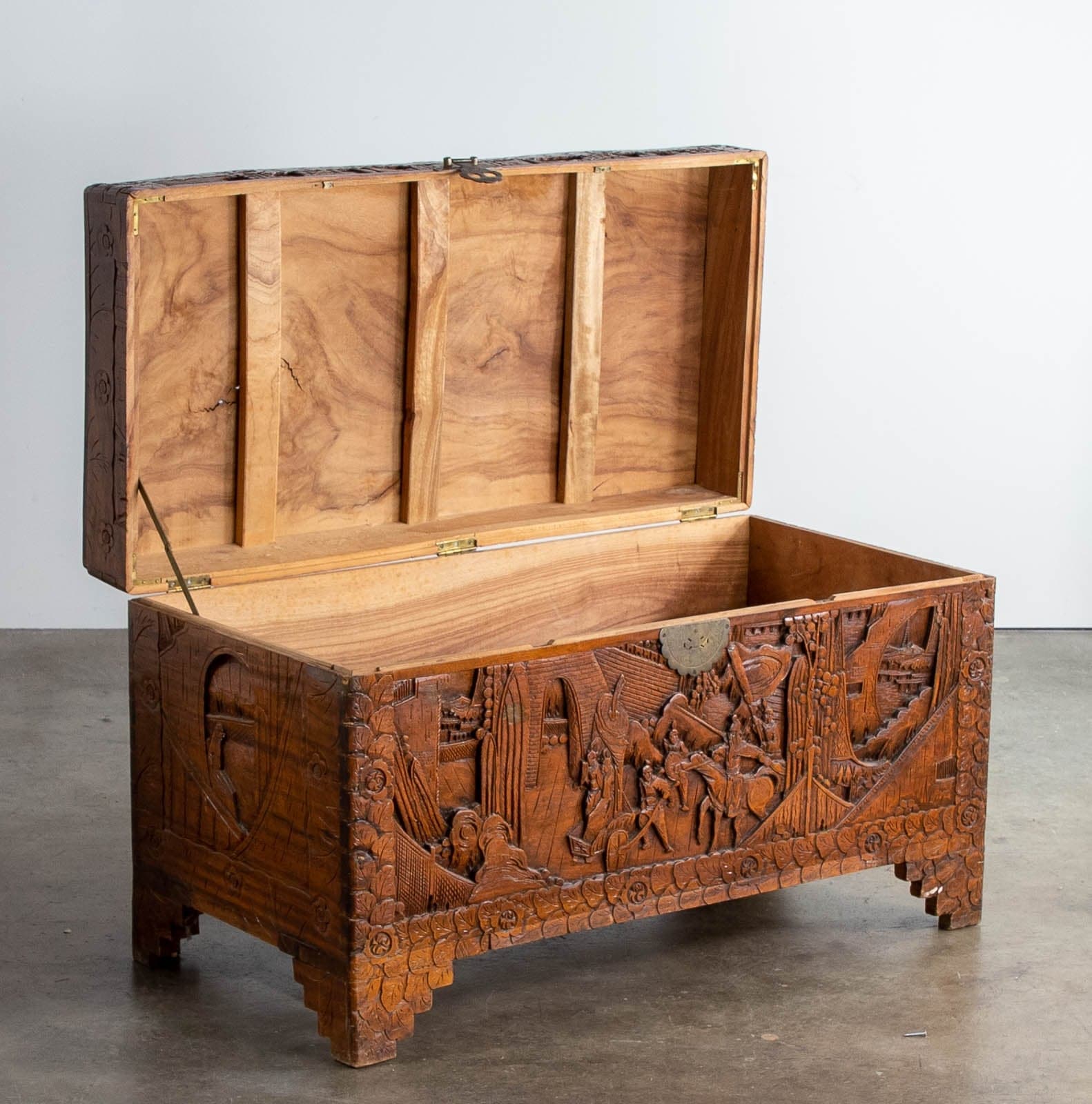 Vintage Chinoise Hand-Carved Wood Storage Trunk - Thumbnail 3