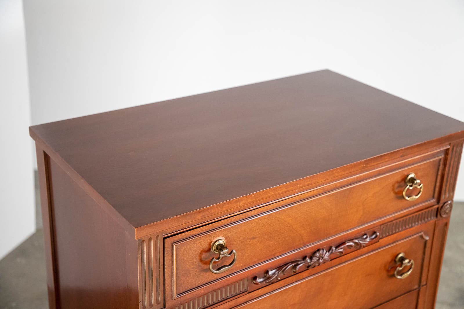 Vintage Dresser / Chest with 4 Drawers - Thumbnail 5