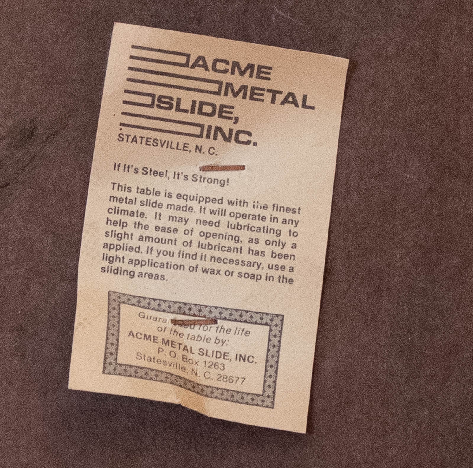 Oak Dining Table w/ Leaf  + 4 Chairs - Thumbnail 14