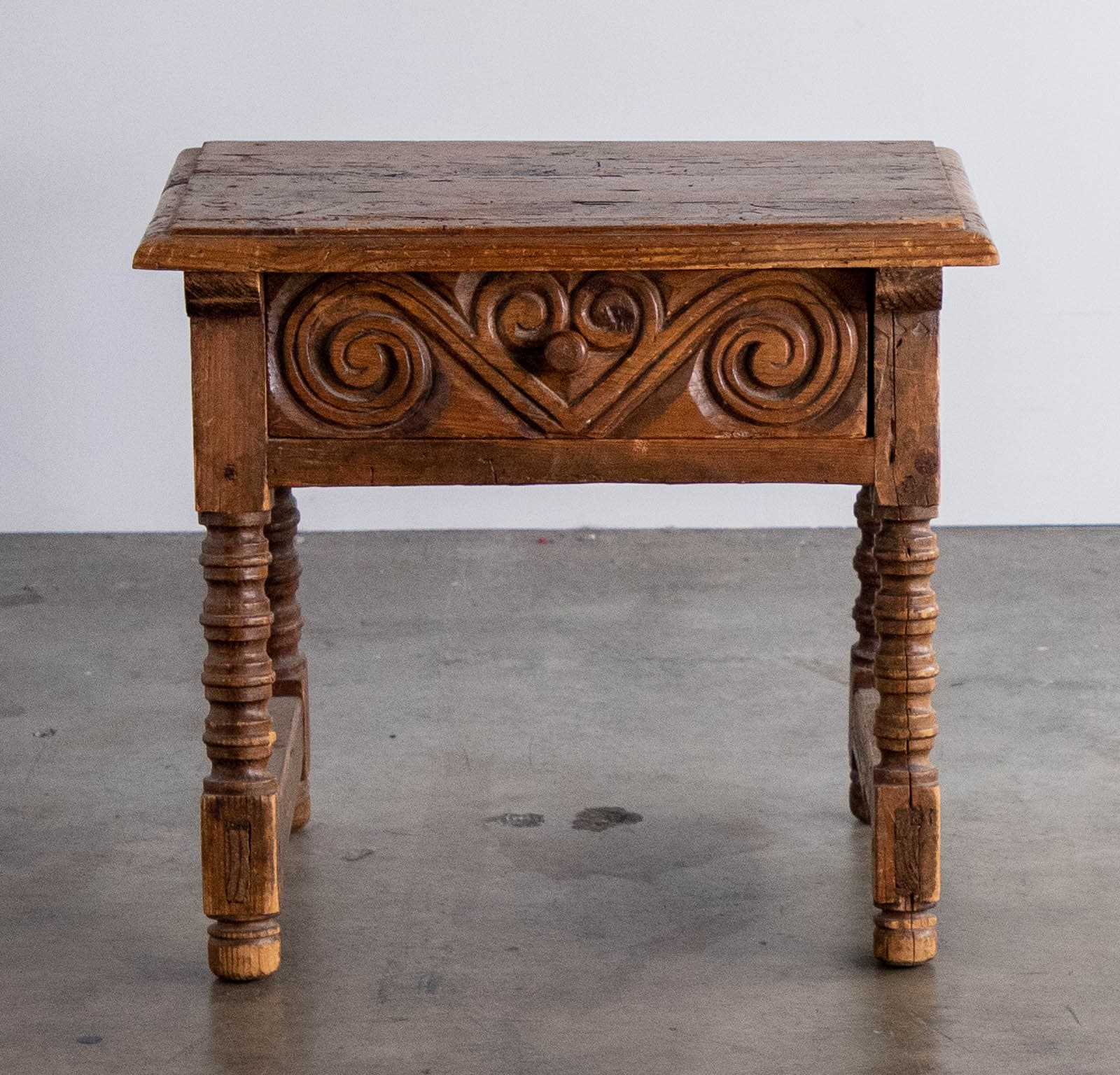 Polynesian Wormwood Side Table with Drawer - Image 1