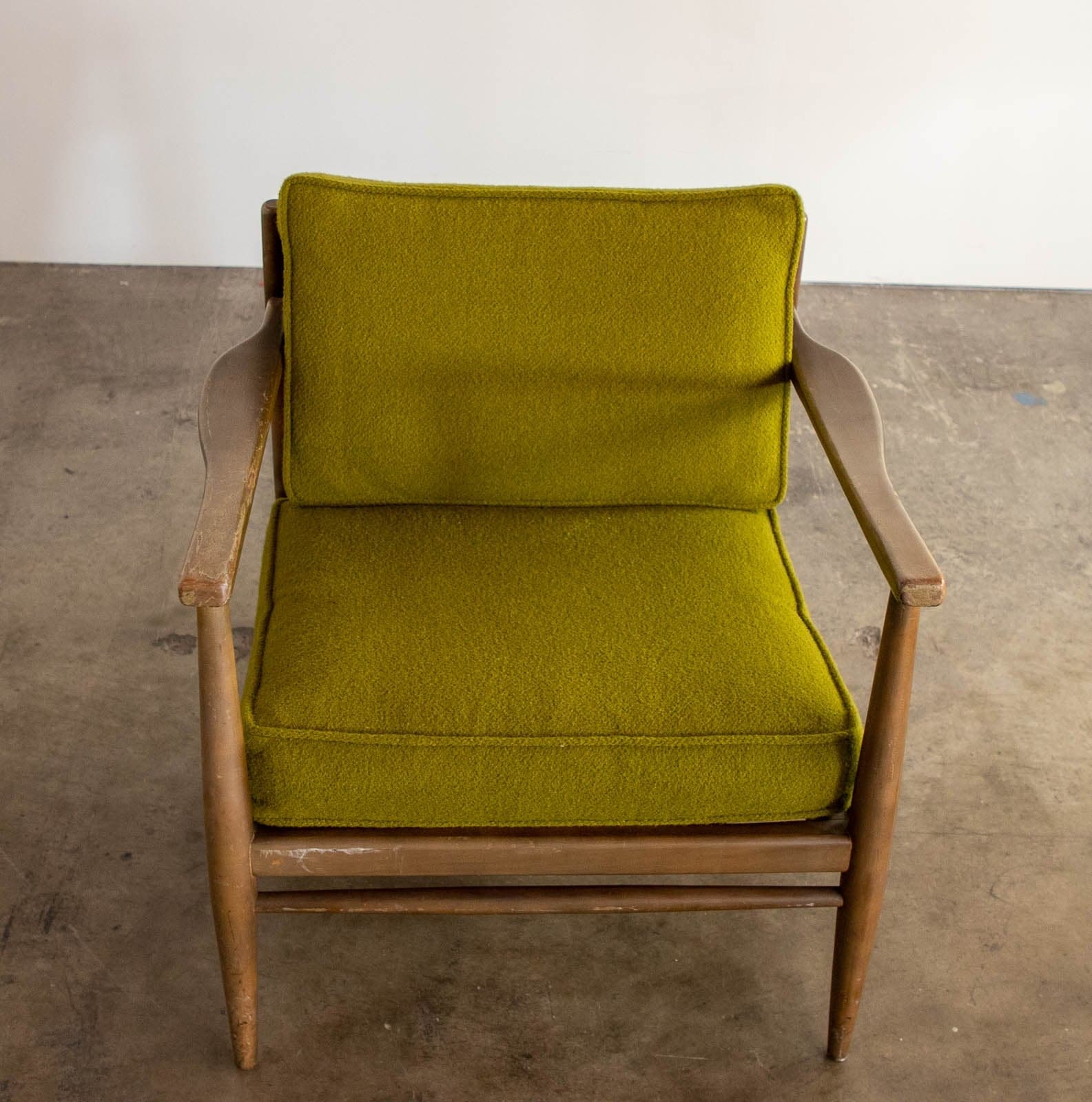 Mid Century Chair with Wood Frame and Upholstered Cushion - Thumbnail 8