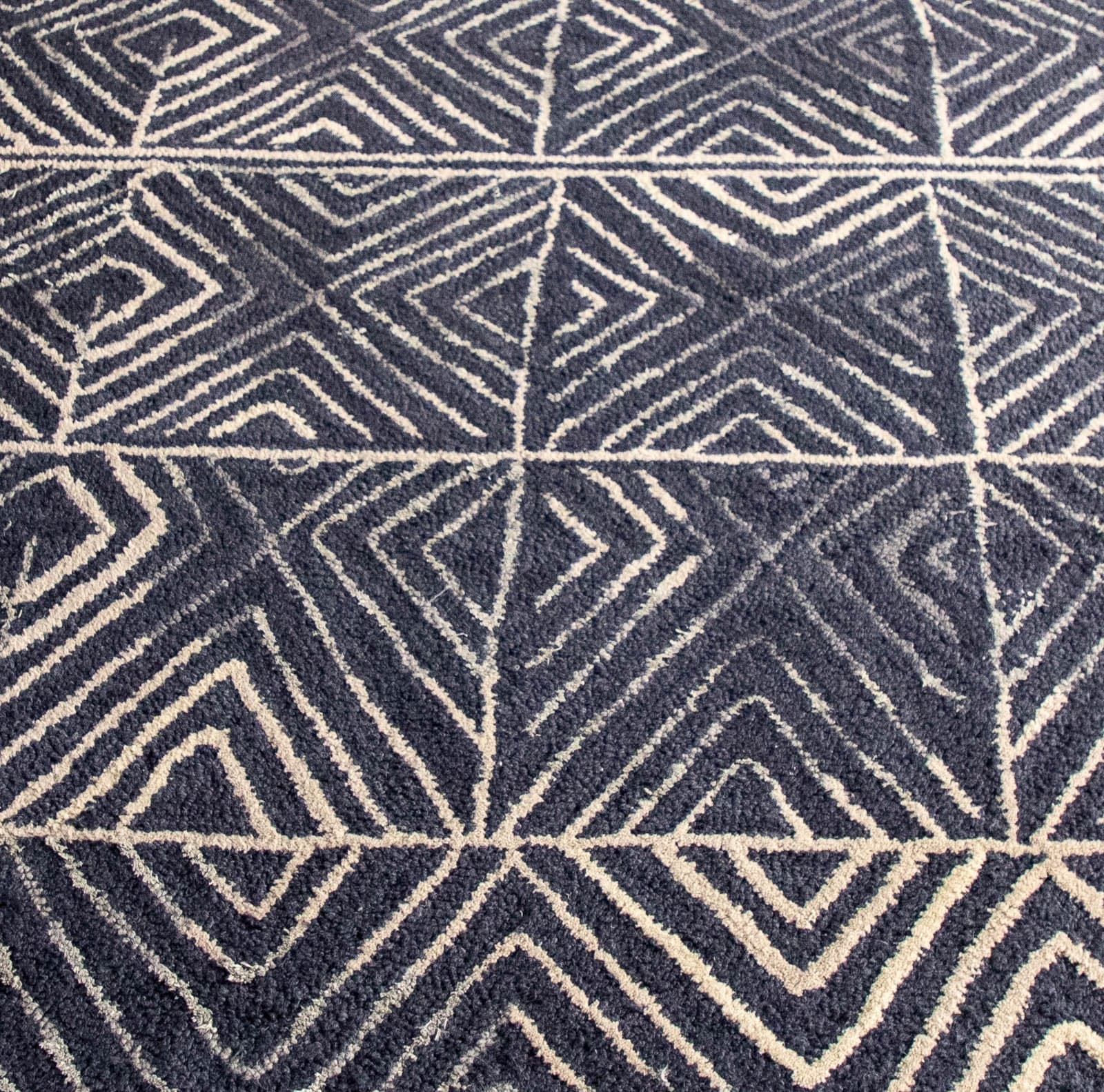 West Elm Zola Rug 5' x 8', Graphite - Thumbnail 3