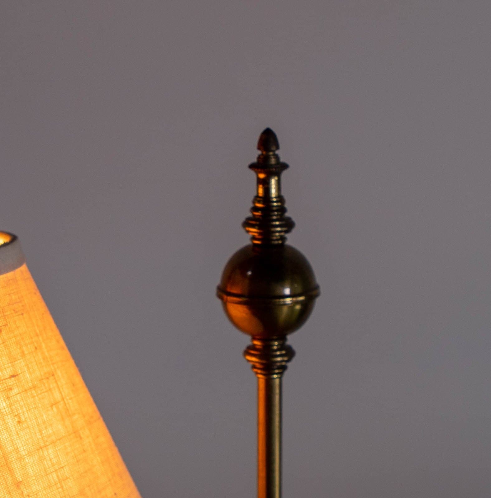 Vintage Floor Lamp with faux tortoise shell base - Thumbnail 5