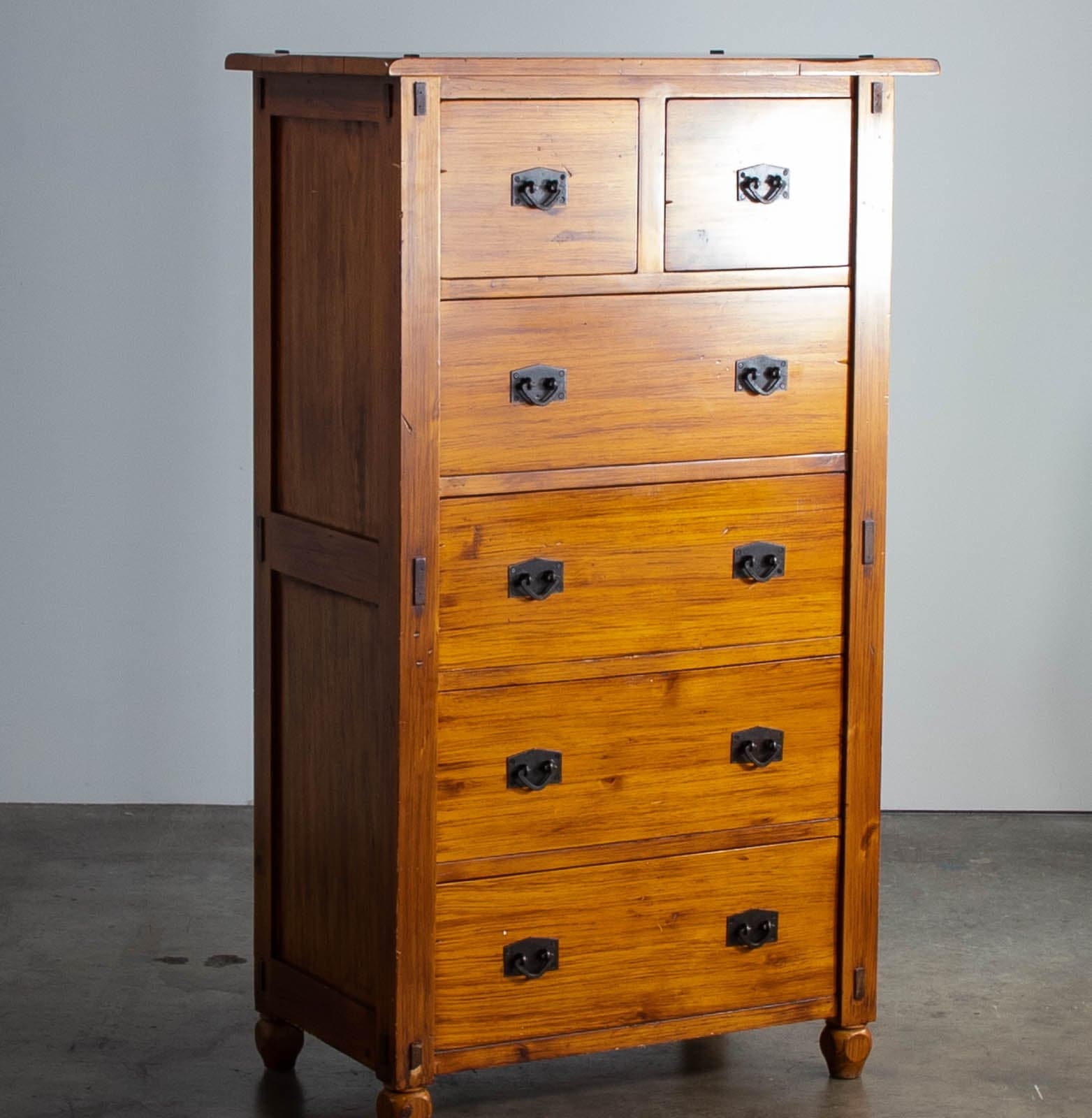 Solid Wood Dresser with 6 Drawers - Thumbnail 2