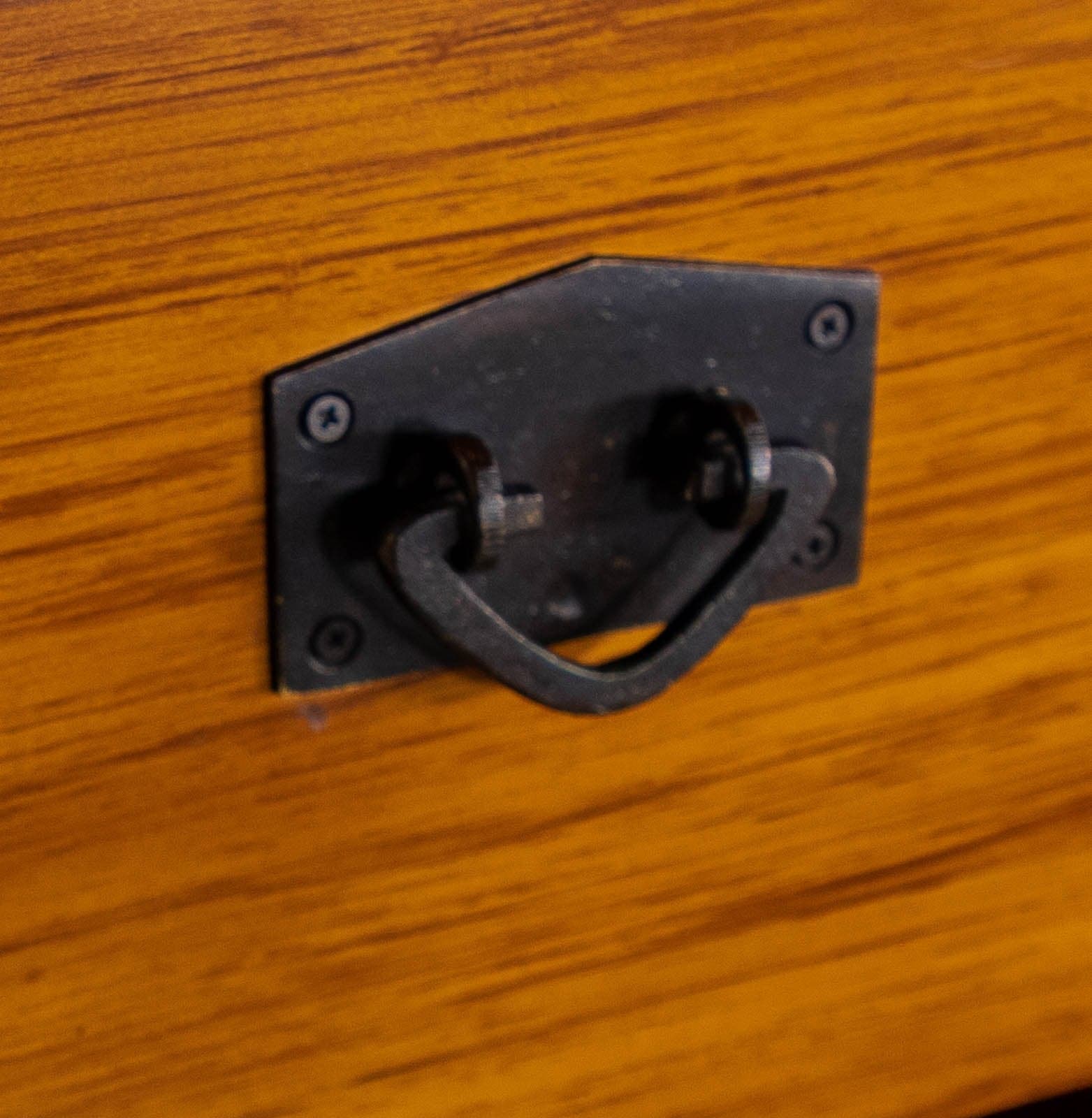 Solid Wood Dresser with 6 Drawers - Thumbnail 6