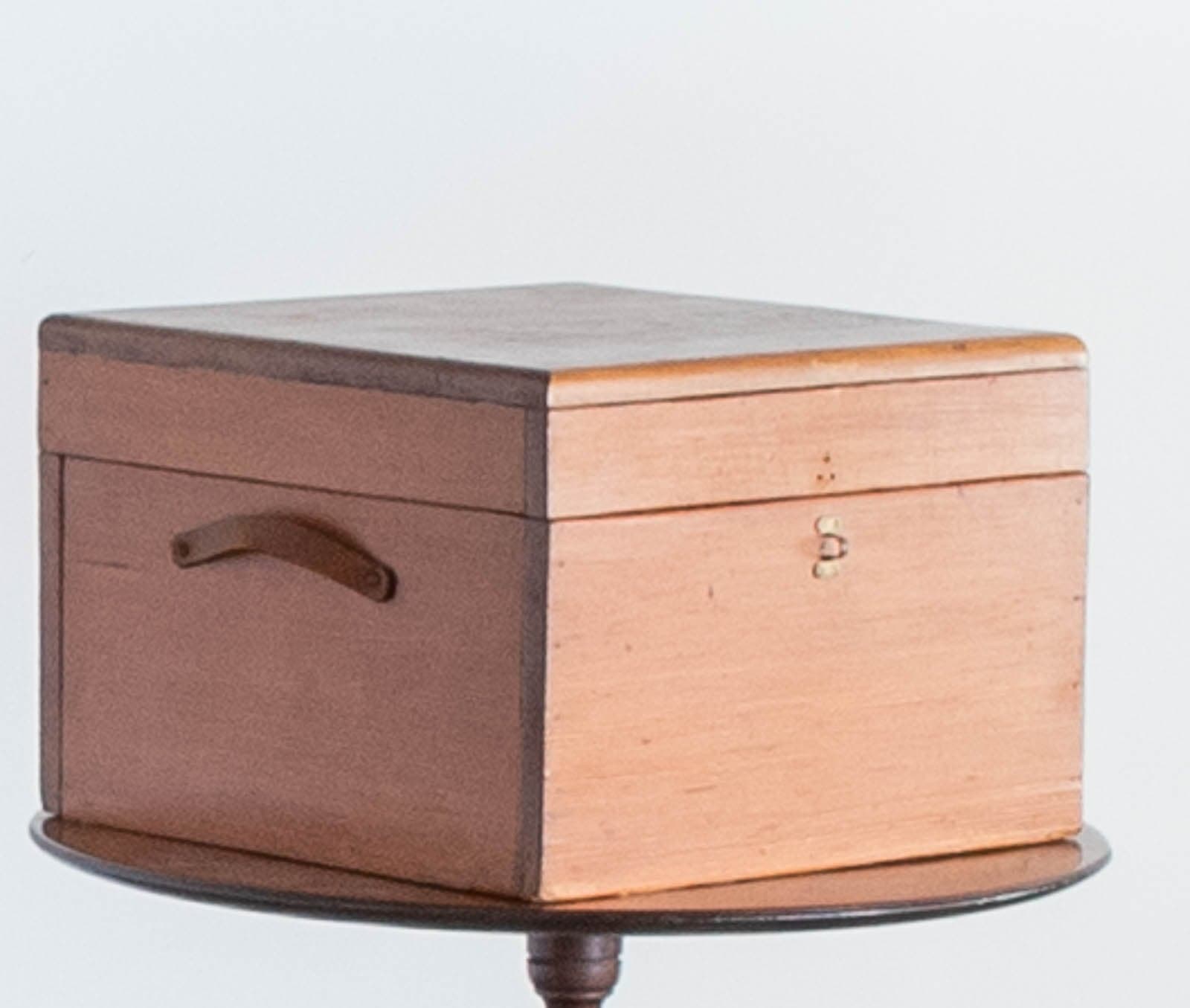 Vintage Wood Lockbox with Leather Handles - Thumbnail 2