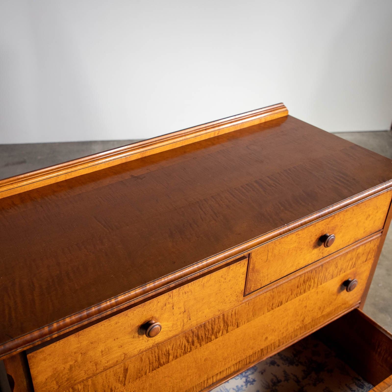 Vintage Wood Dresser with 4 Drawers - Thumbnail 4