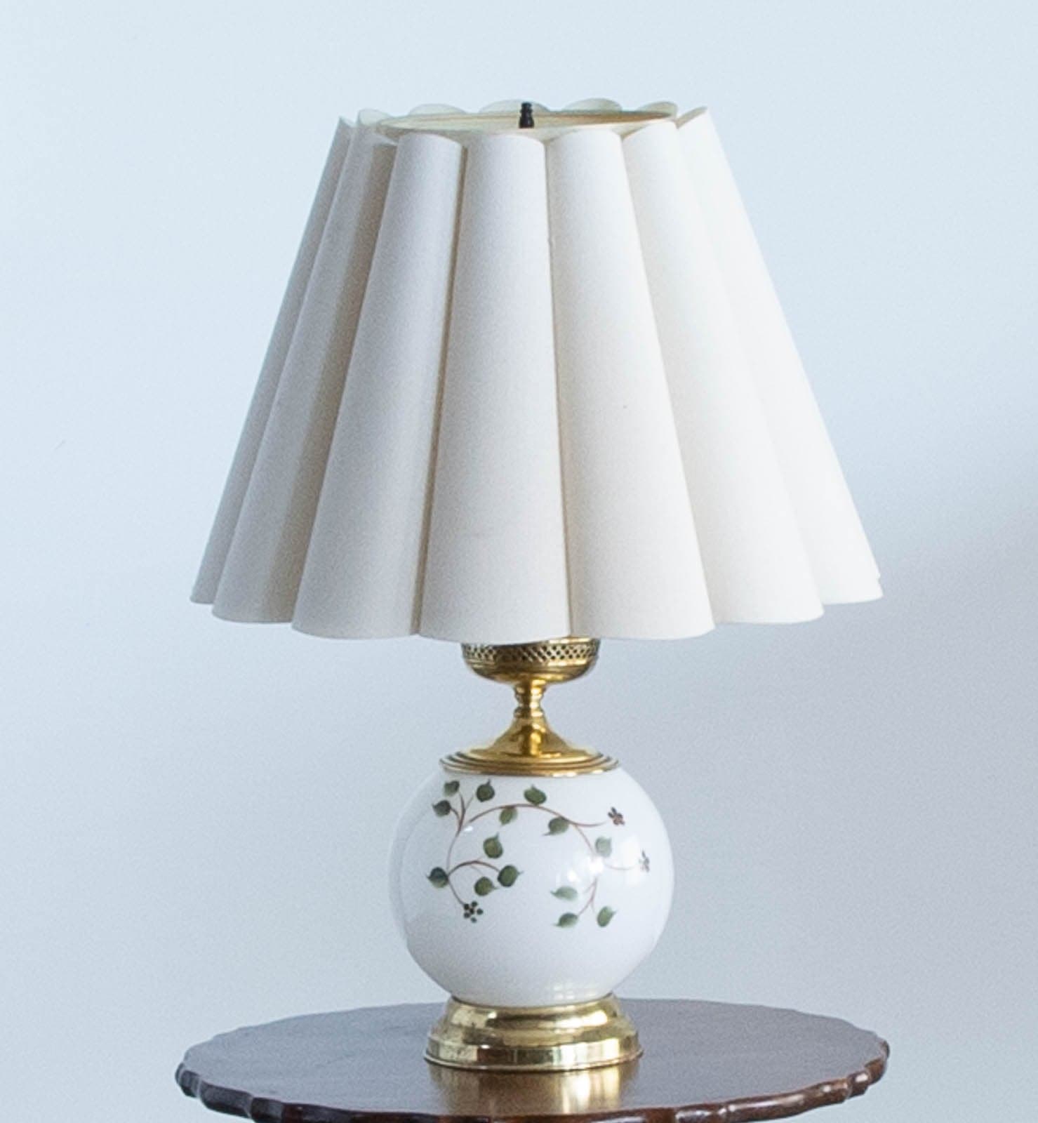 Vintage Table lamps, Fluted Handmade Lampshades (Set of 2) - Thumbnail 2