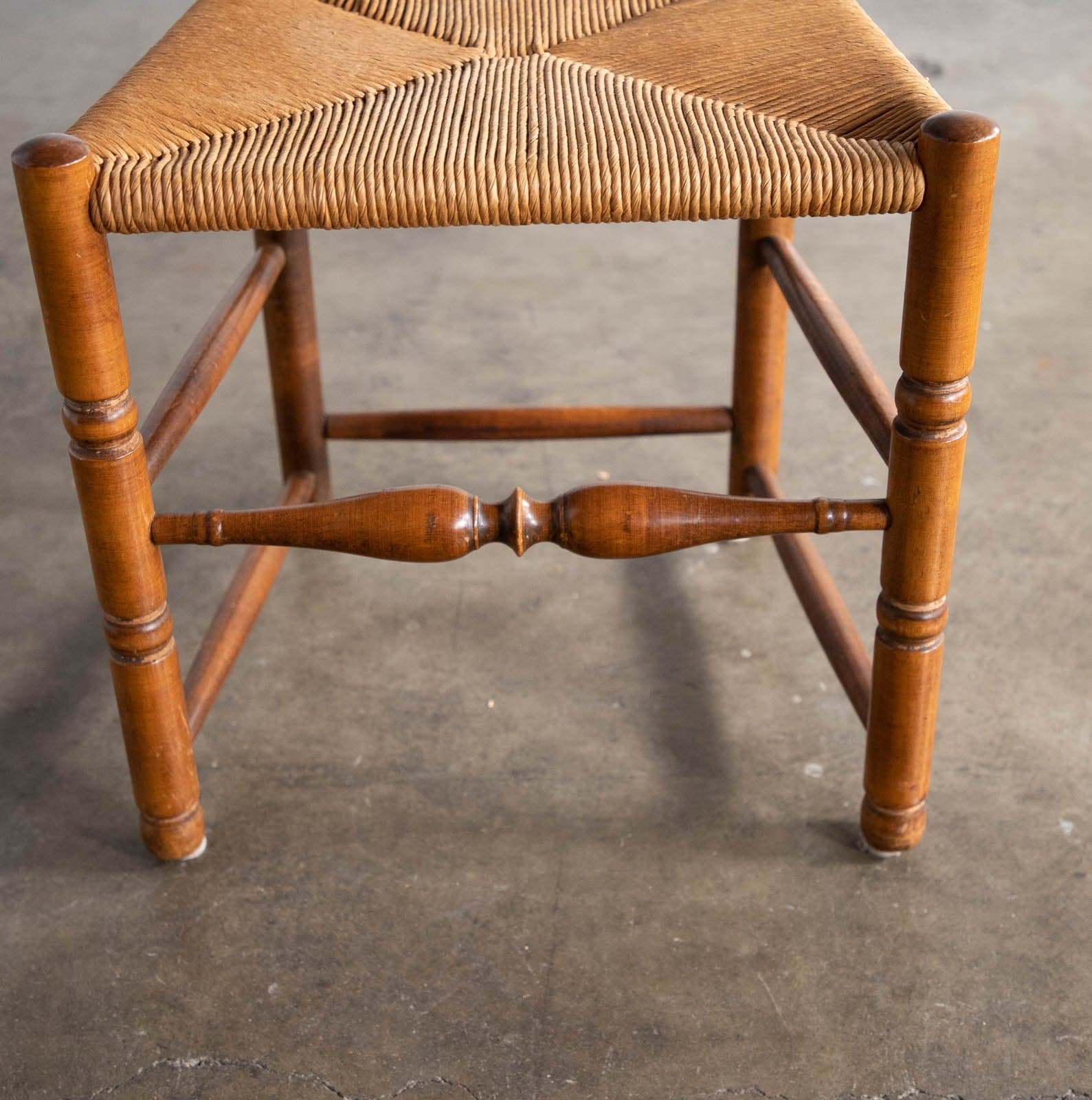 Vintage Ladderback Dining Side Chair with Rush Seat, Set of 4 - Thumbnail 8