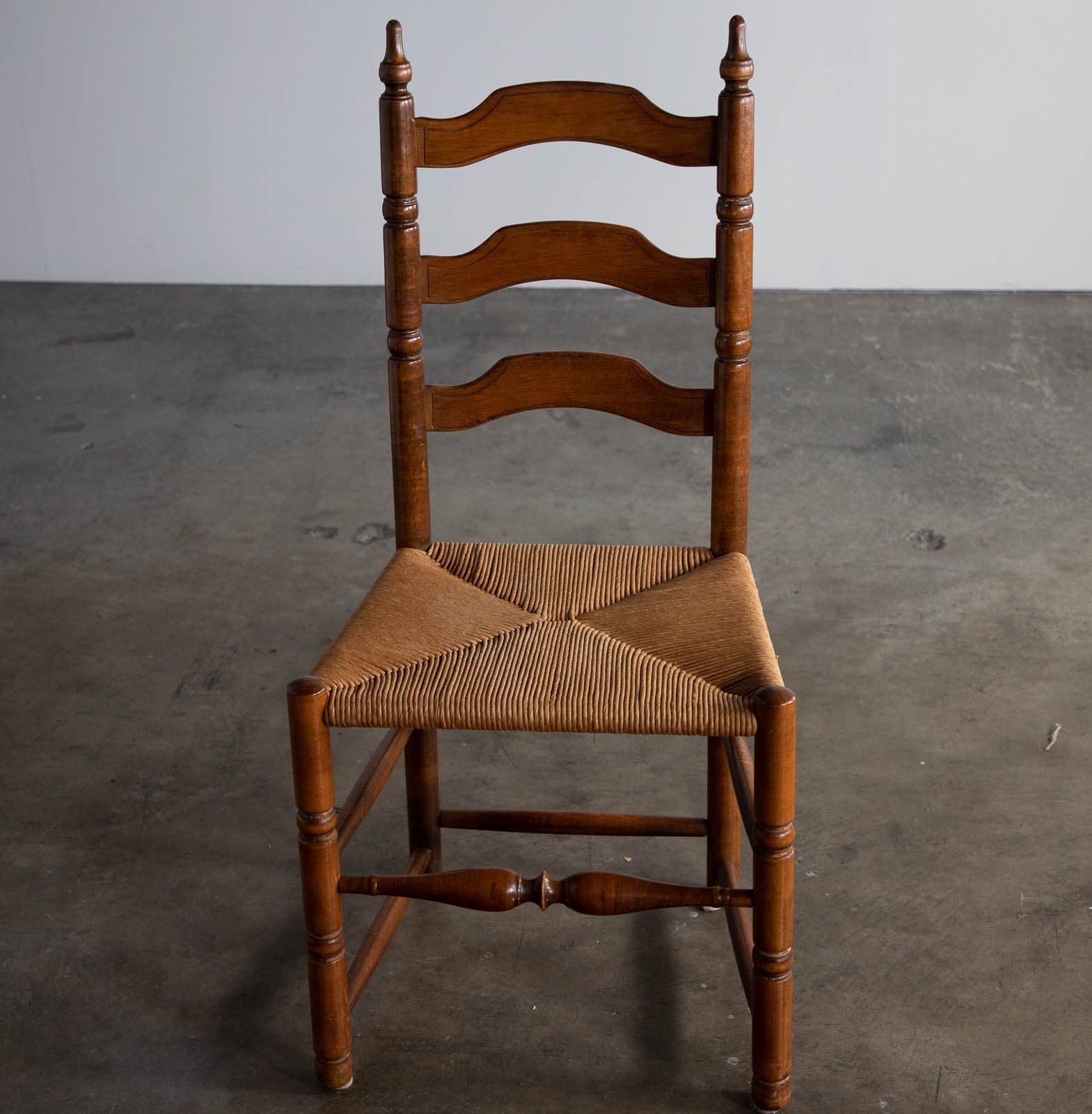 Vintage Ladderback Dining Side Chair with Rush Seat, Set of 4 - Thumbnail 6