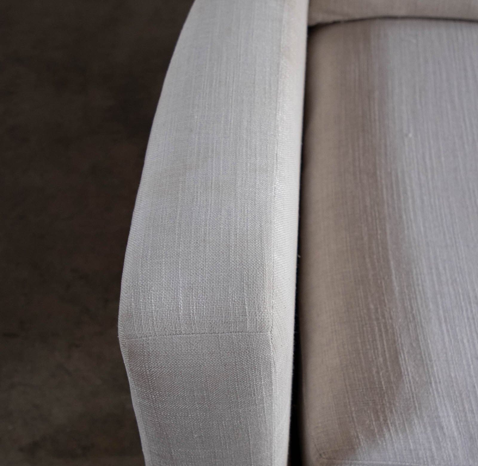 Crate & Barrel Ivory Linen Deep Sofa - Thumbnail 10