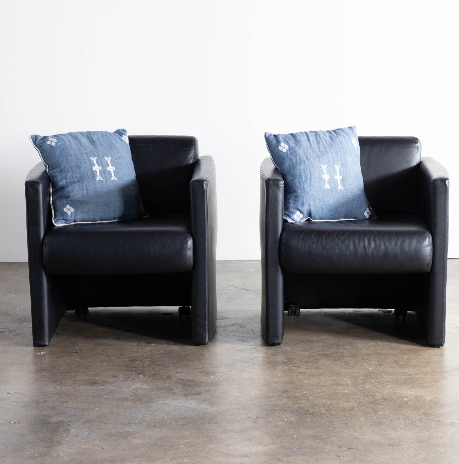 Teknion Seating Vasari Armchairs (Set of 2) - Thumbnail 3